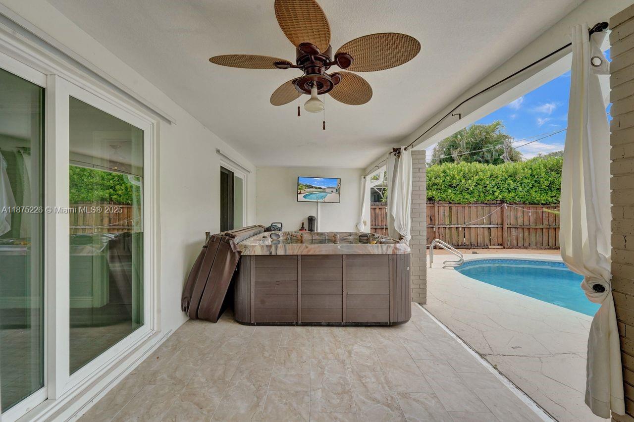 Cooper City, Florida, 33328, United States, 5 Bedrooms Bedrooms, ,3 BathroomsBathrooms,Residential,For Sale,1942124
