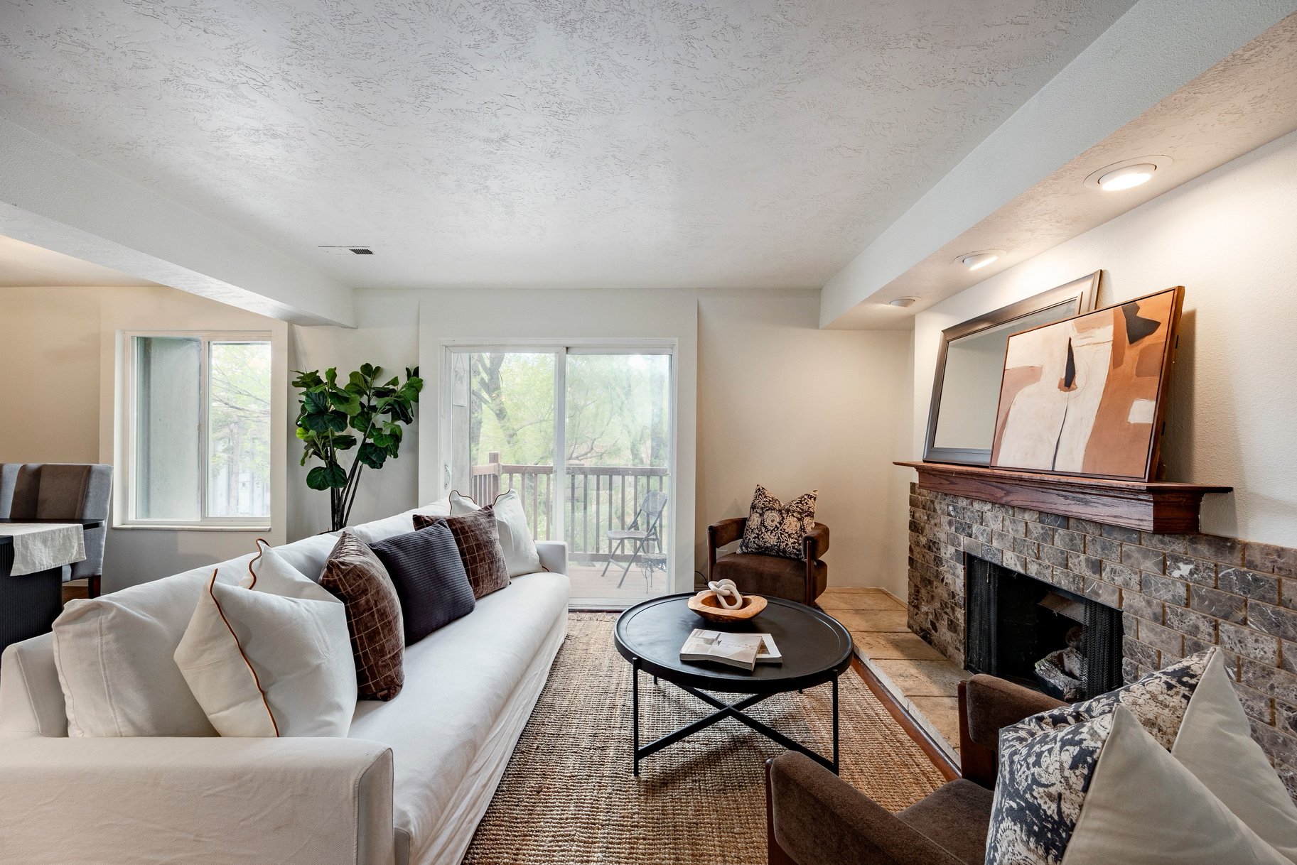  Quiet Sanctuary Community Top Floor Condo at The Willows in Murray - 物件實景