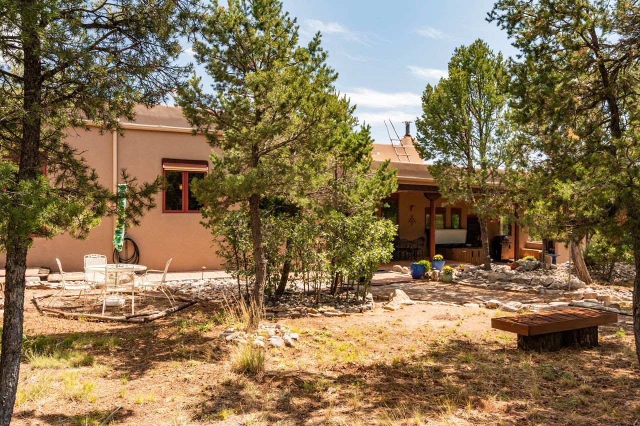 Tijeras, New Mexico, 87059, United States, 4 Bedrooms Bedrooms, ,2 BathroomsBathrooms,Residential,For Sale,1940446