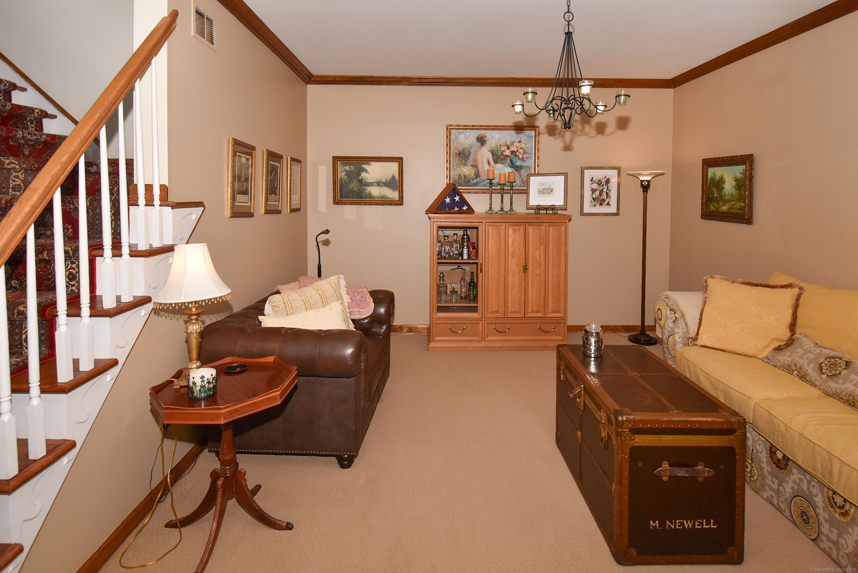 Windsor, Connecticut, 06095, United States, 4 Bedrooms Bedrooms, ,3 BathroomsBathrooms,Residential,For Sale,1936902