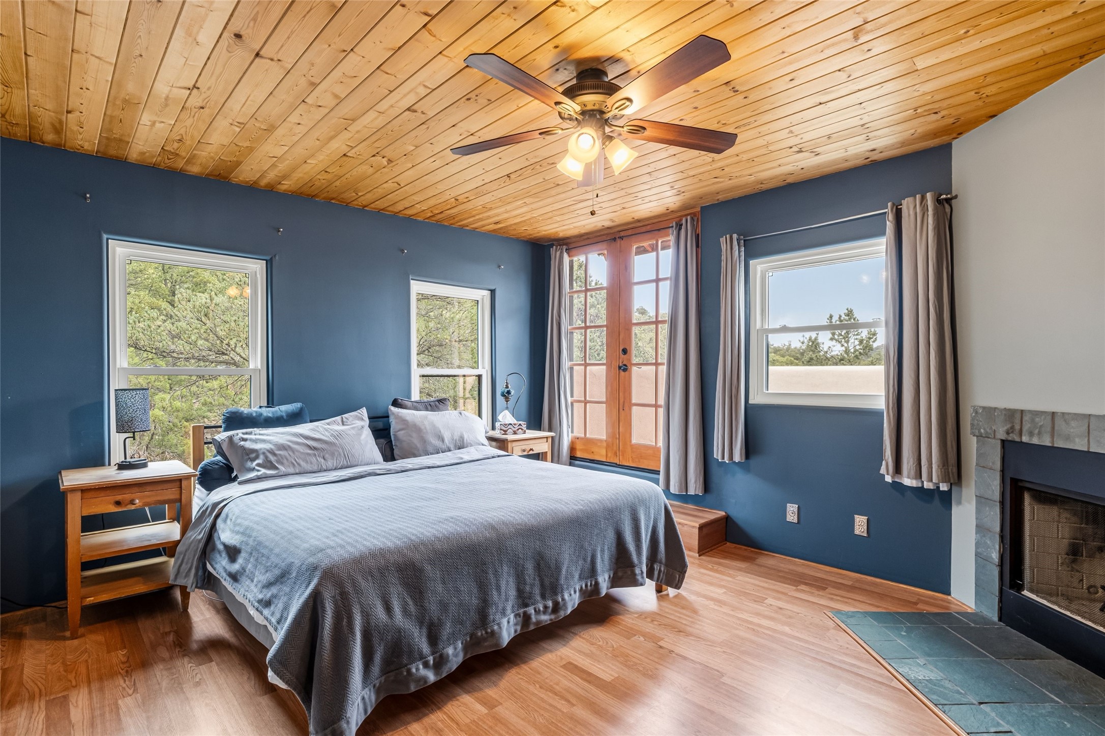  7641 Old Santa Fe Trail - 物件實景