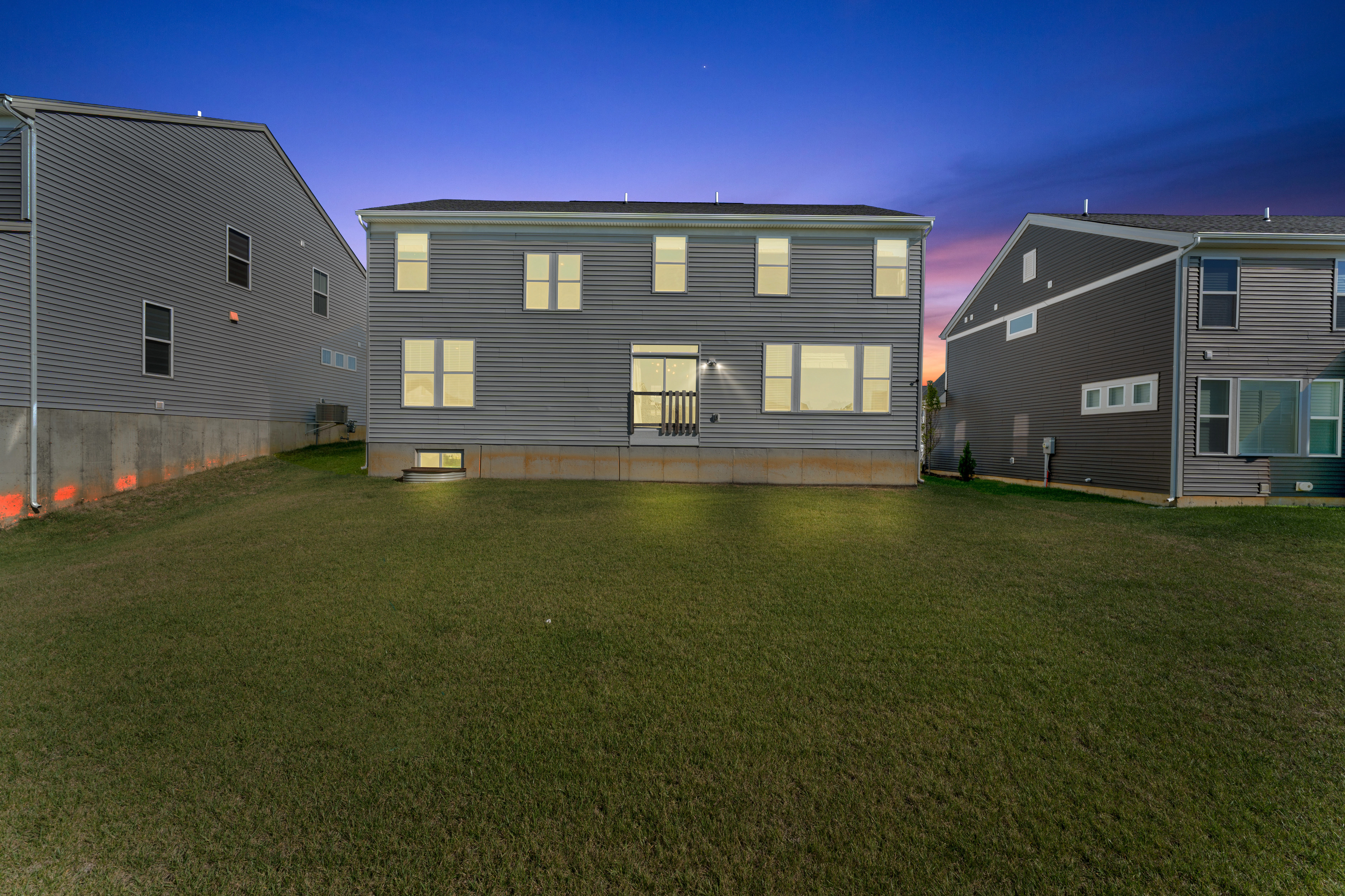  Charming Modern Home with Upgrades & Flex-Space - 物件實景