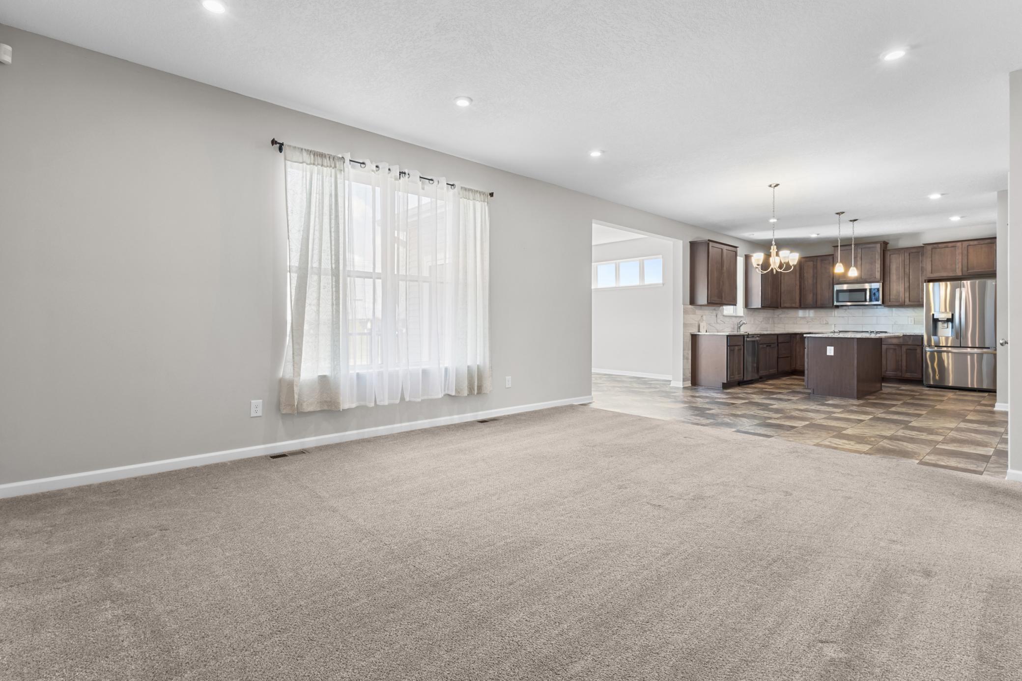 Farmington, Minnesota, 55024, United States, 4 Bedrooms Bedrooms, ,2 BathroomsBathrooms,Residential,For Sale,1990959