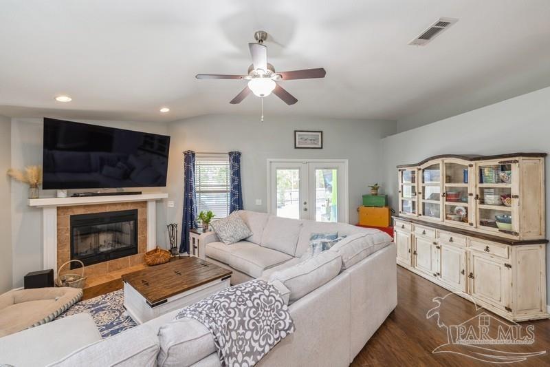 Pace, Florida, 32571, United States, 4 Bedrooms Bedrooms, ,3 BathroomsBathrooms,Residential,For Sale,1838308