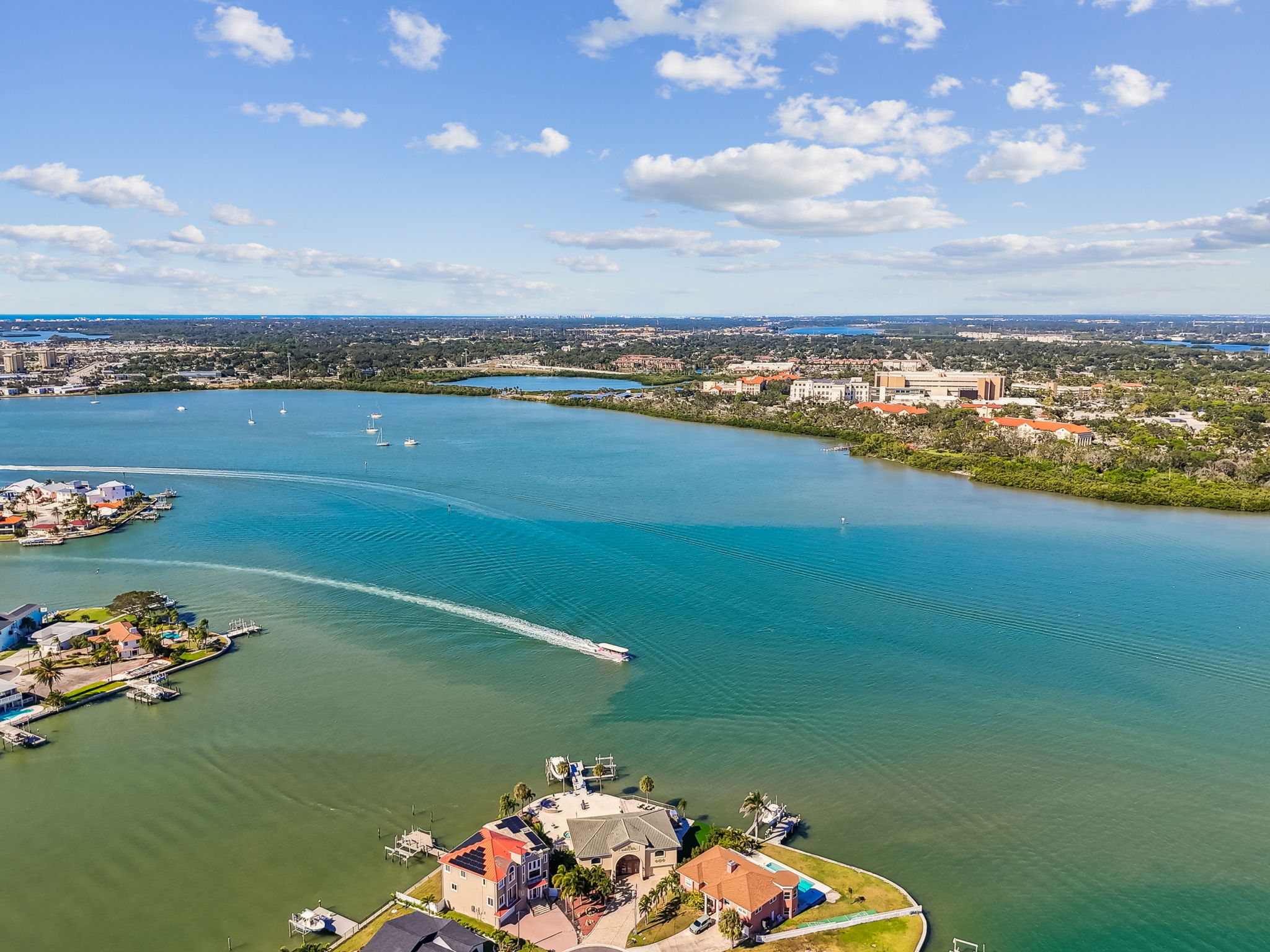 Madeira Beach, Florida, 33708, United States, 6 Bedrooms Bedrooms, ,6 BathroomsBathrooms,Residential,For Sale,1975666