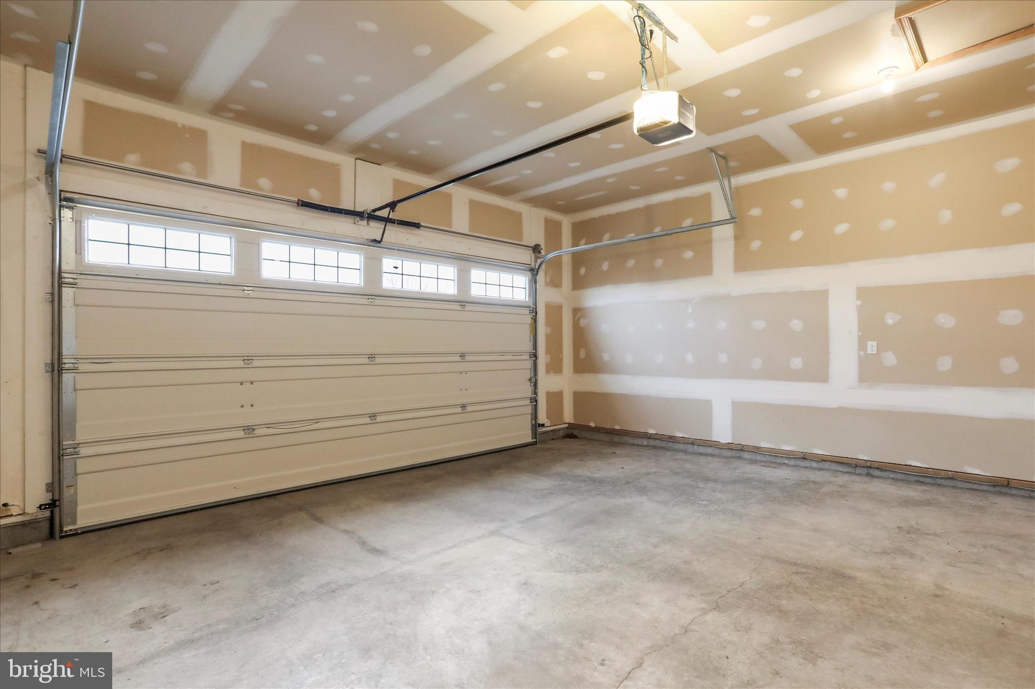 Williamsport, Maryland, 21795, United States, 3 Bedrooms Bedrooms, ,2 BathroomsBathrooms,Residential,For Sale,2005890