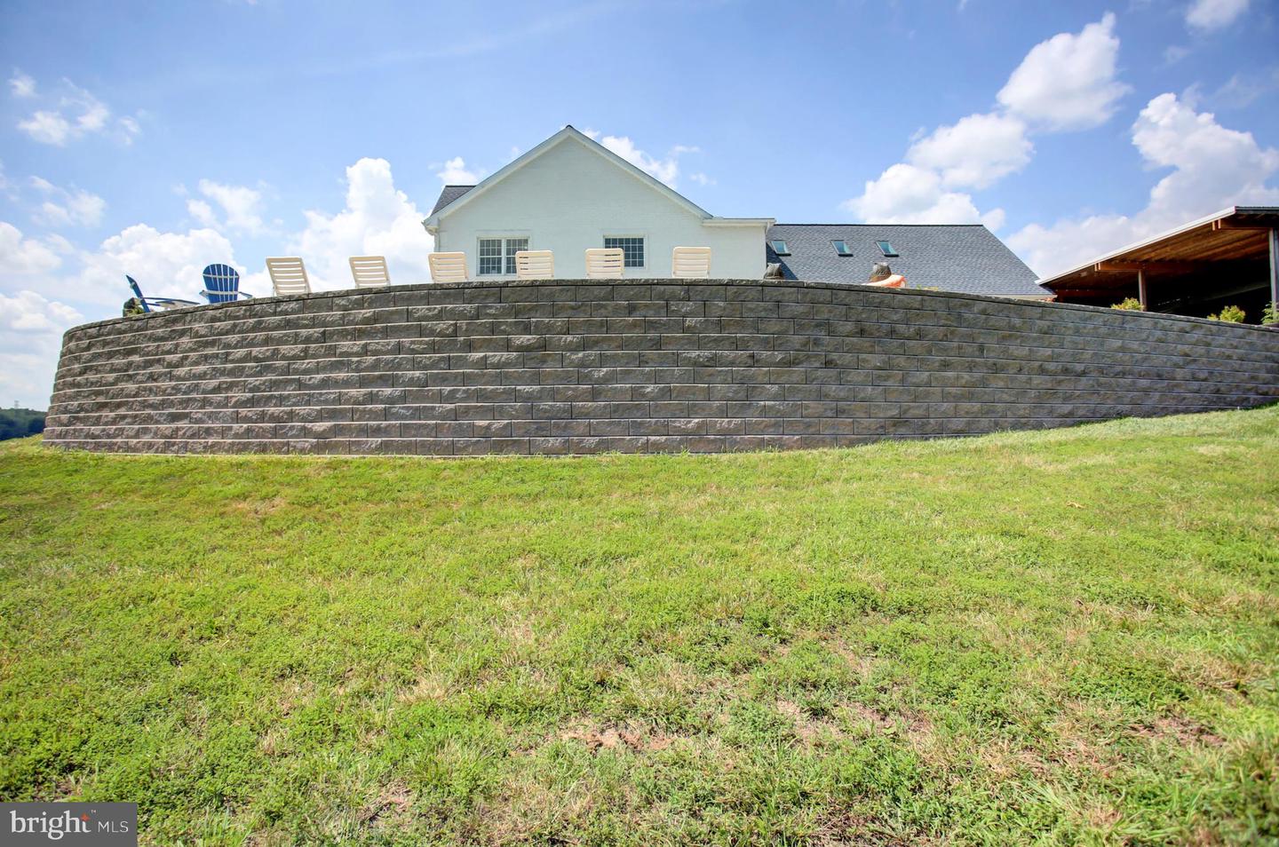 Big Pool, Maryland, 21711, United States, 5 Bedrooms Bedrooms, ,4 BathroomsBathrooms,Residential,For Sale,1897017