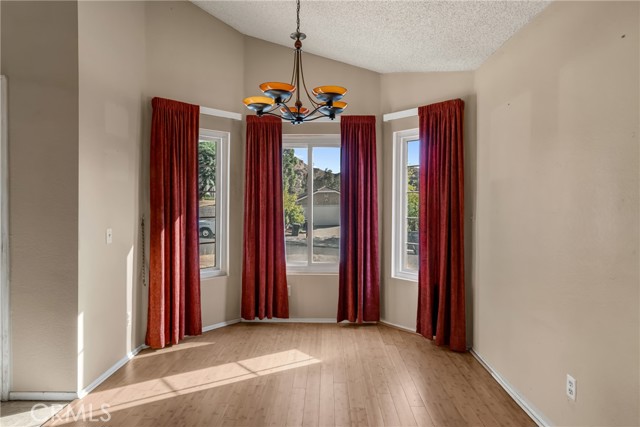 Canyon Country, California, 91387, United States, 2 Bedrooms Bedrooms, ,2 BathroomsBathrooms,Residential,For Sale,1979906