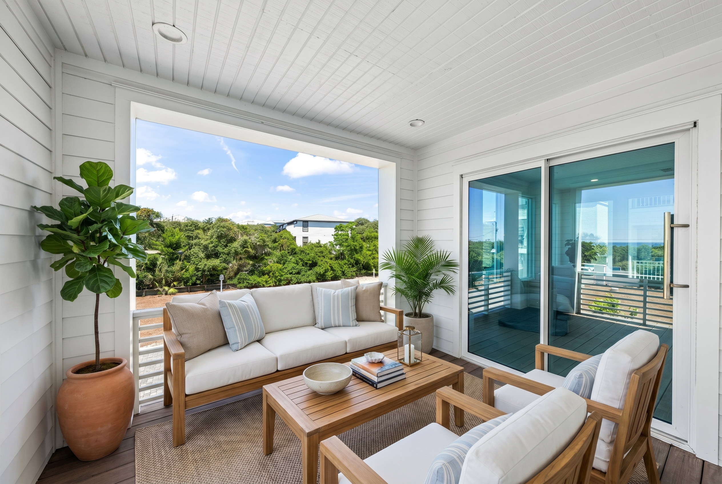  Four-Level Coastal Estate with Gulf Views in Exclusive Mala Beach - 物件實景