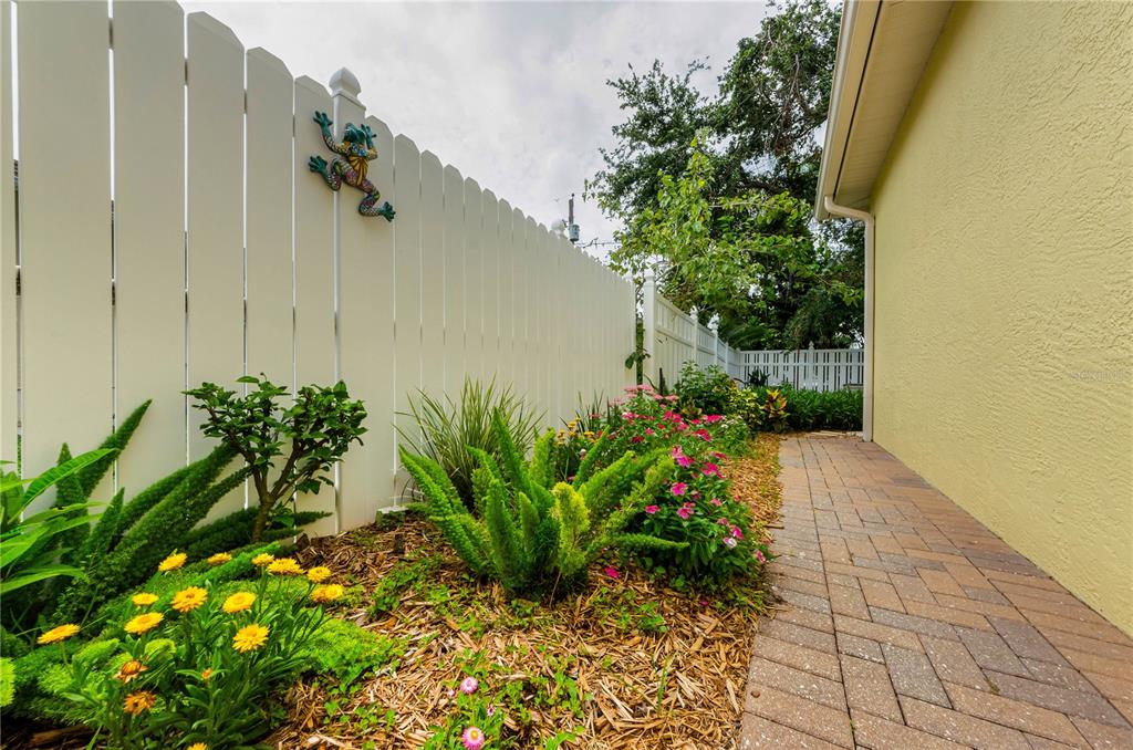 Dunedin, Florida, 34698, United States, 4 Bedrooms Bedrooms, ,2 BathroomsBathrooms,Residential,For Sale,1848616