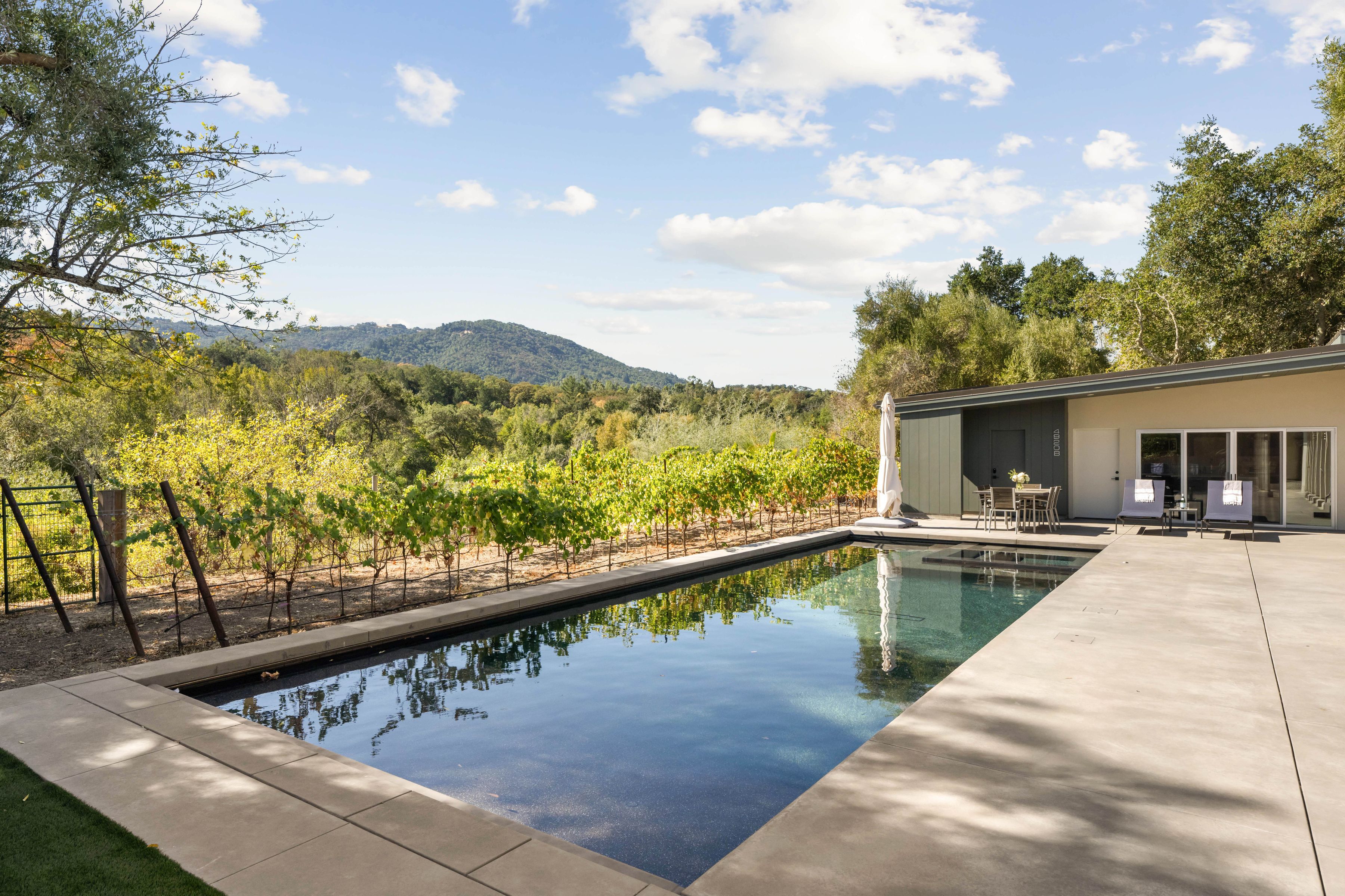  4920 Warm Springs Road - 物件實景