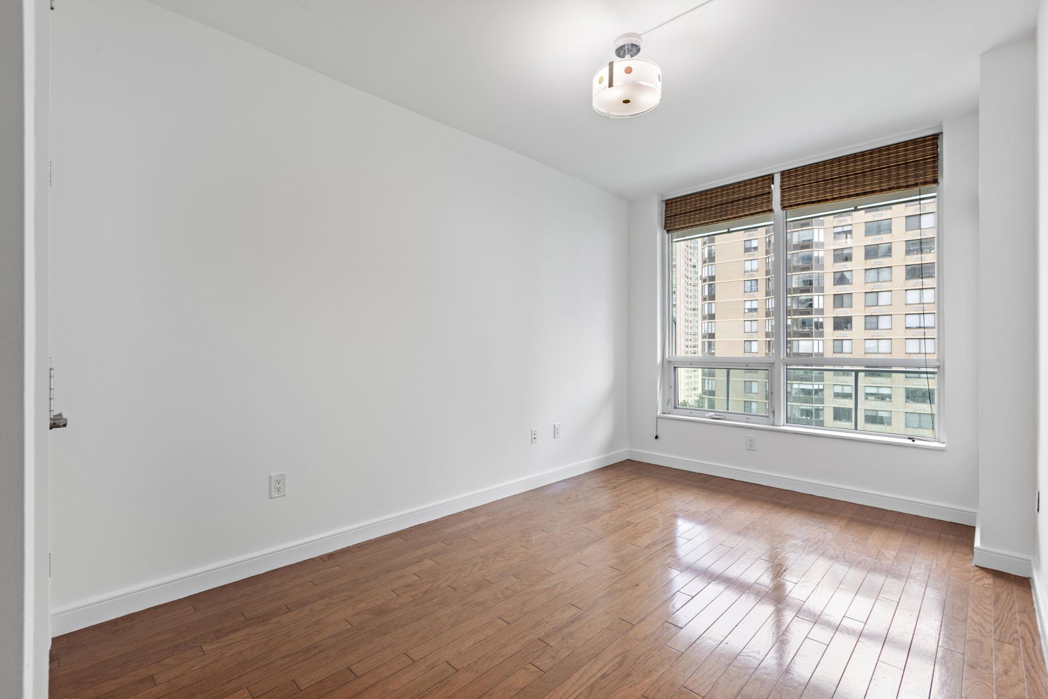 Jersey City, New Jersey, 07310, United States, 2 Bedrooms Bedrooms, ,2 BathroomsBathrooms,Residential,For Sale,1874794