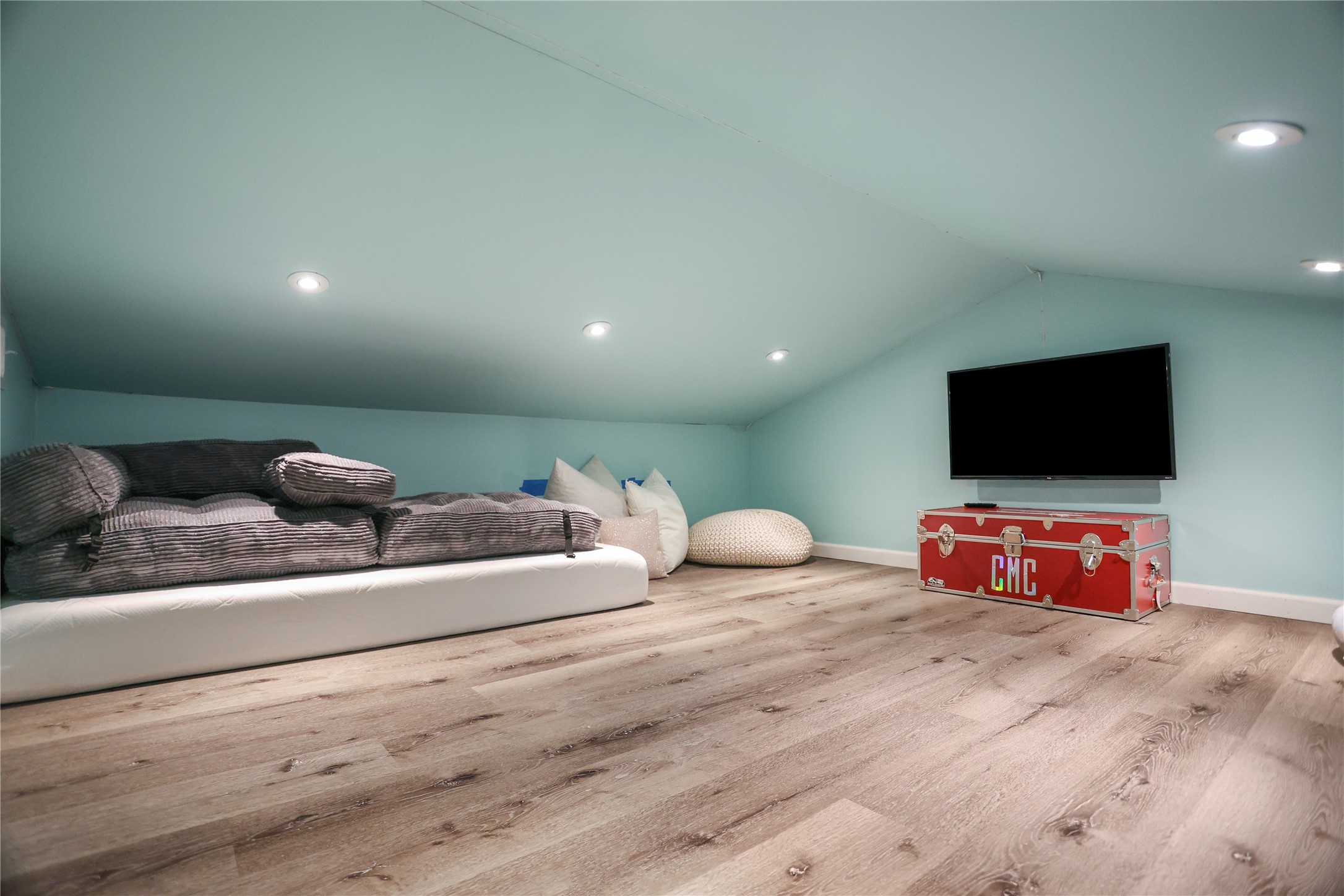  3007 Freshmeadows Drive - 物件實景