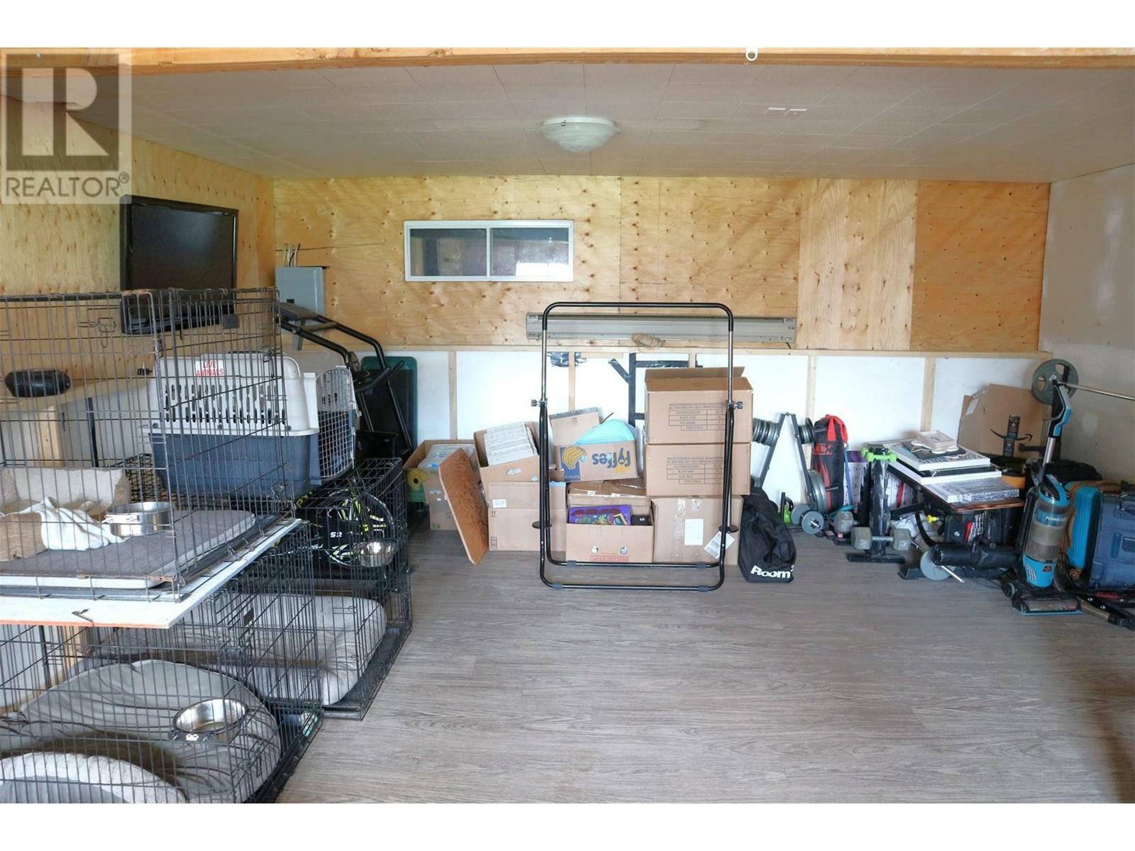 SICAMOUS, British Columbia, V0E 2V1, CA, 5 Bedrooms Bedrooms, ,2 BathroomsBathrooms,Residential,For Sale,1838674
