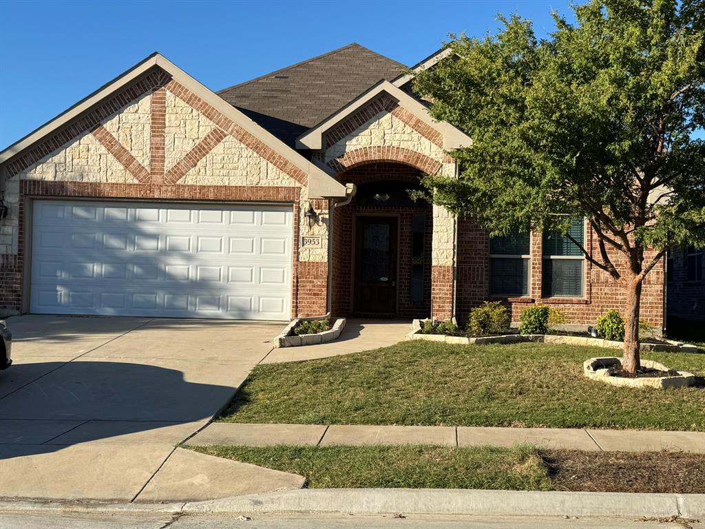 Hollow Lake Rd, Roanoke, TX 76262