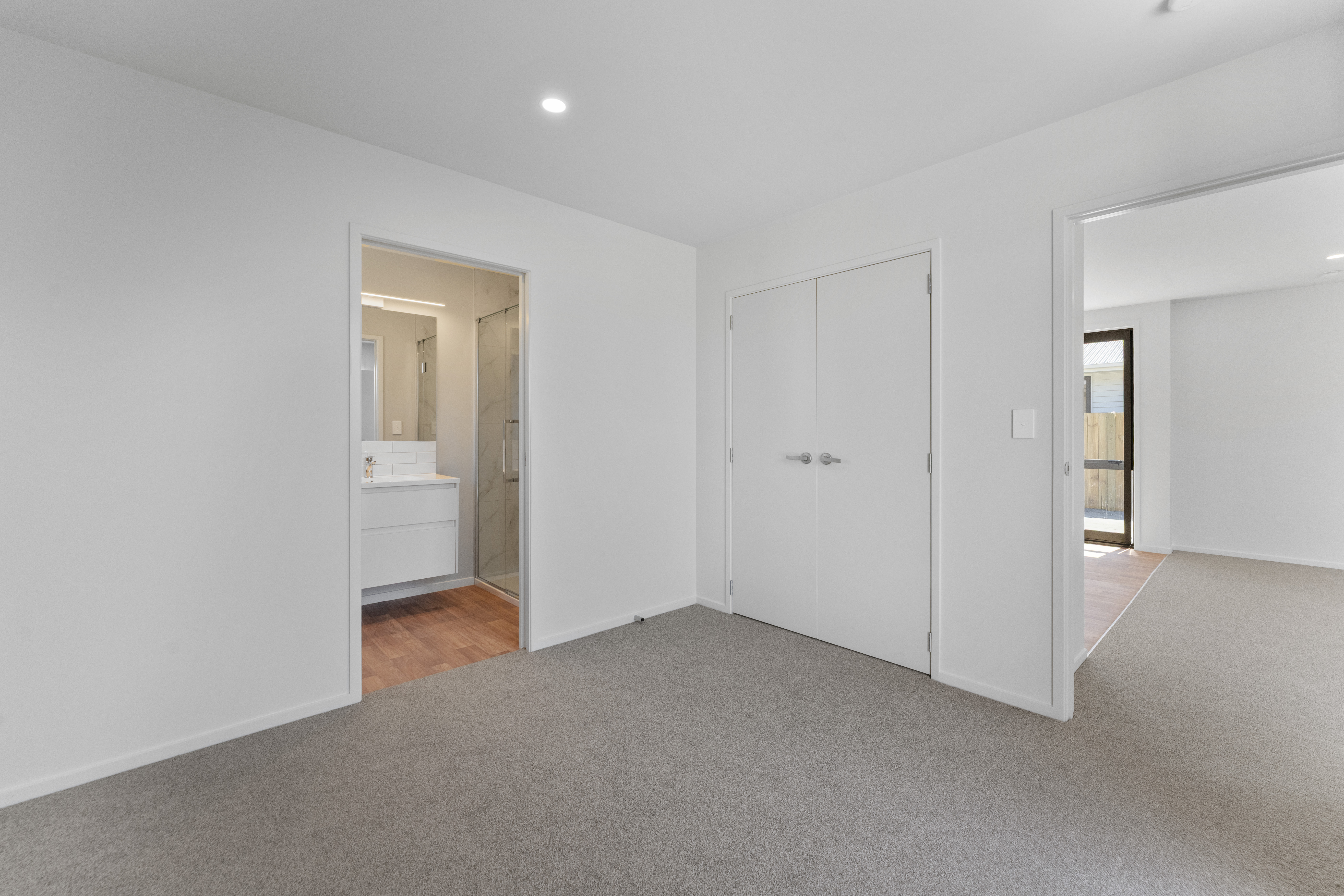  First Home, Investment or Lock and Leave - 物件實景