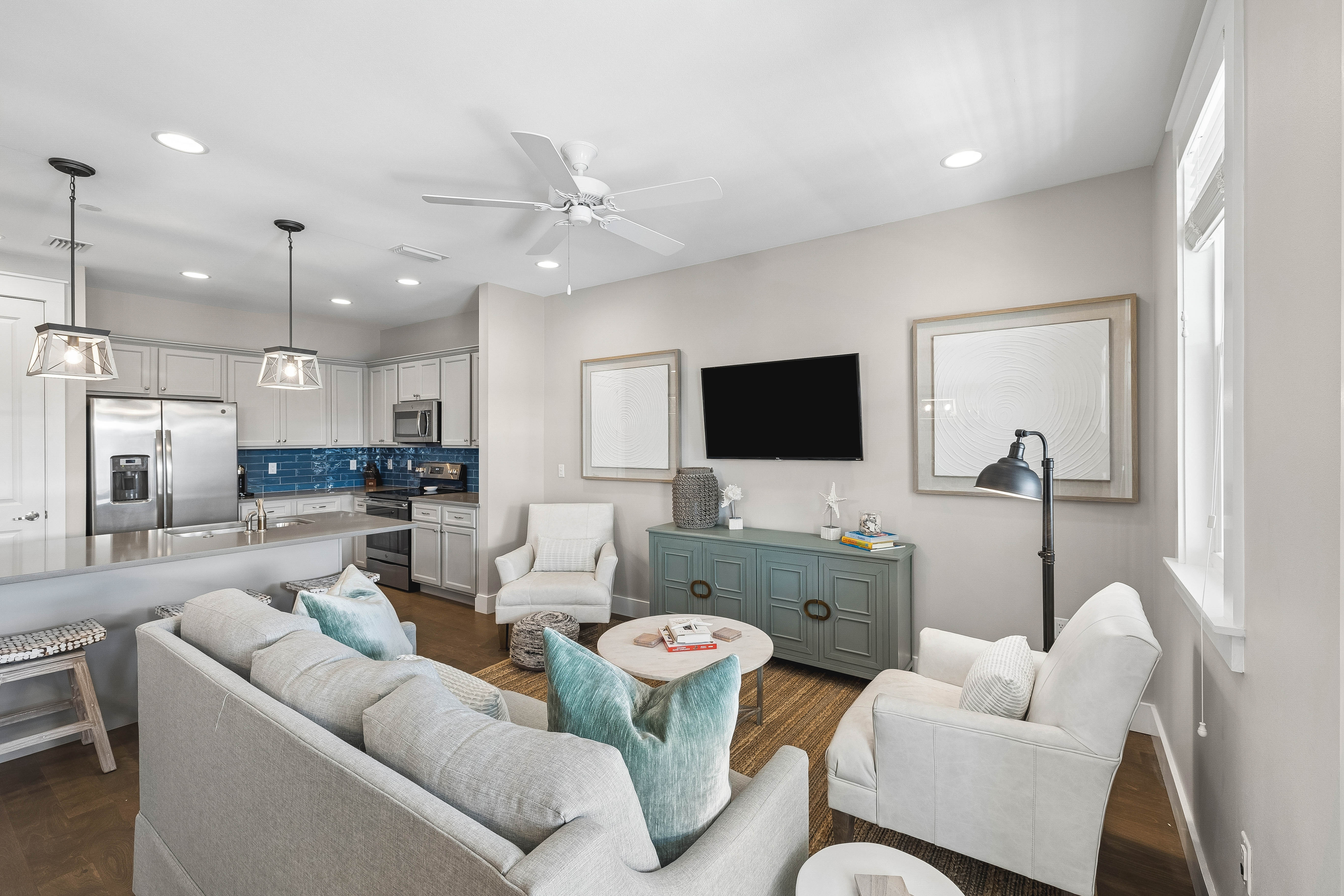  Furnished Seagrove Retreat with Garage Steps from the Pool & Near the Beach - 物件實景