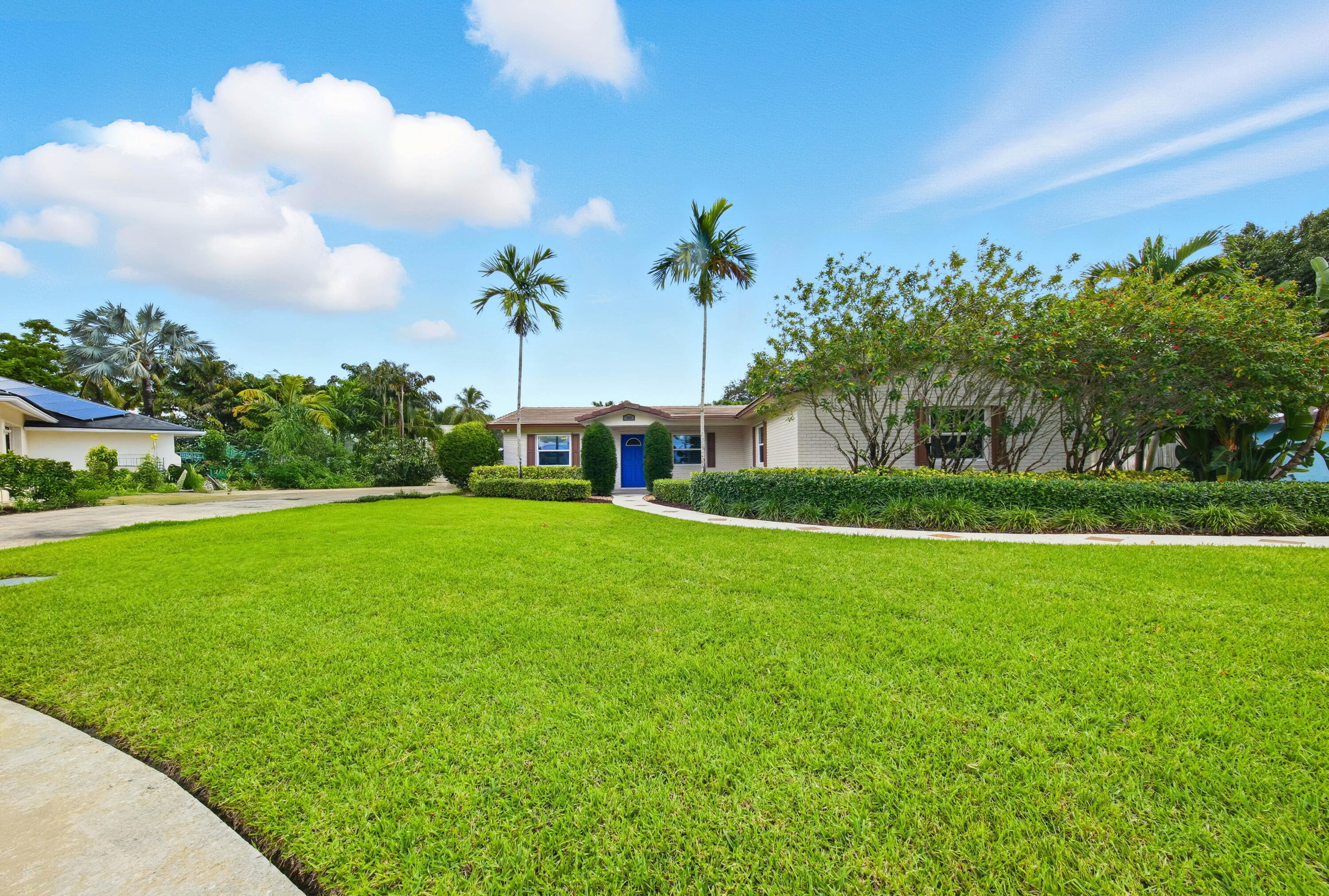 Royal Palm Beach, Florida, 33411, United States, 3 Bedrooms Bedrooms, ,3 BathroomsBathrooms,Residential,For Sale,1970121
