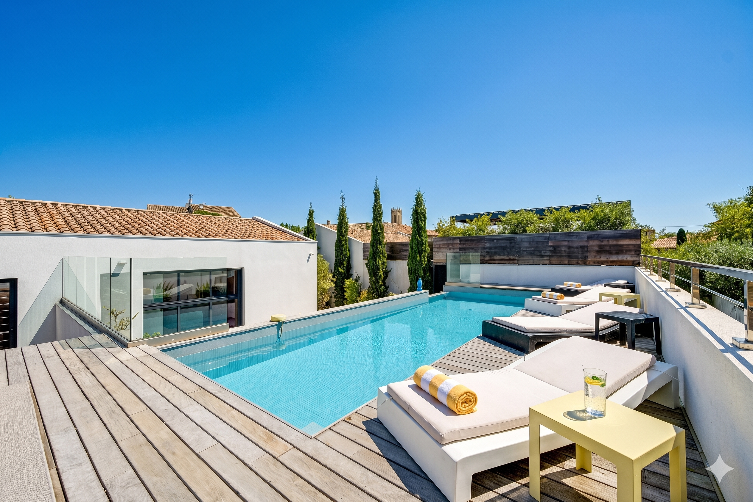  Aix-en-Provence — Contemporary House with Pool, Garden and Parking within Walki… - 物件實景