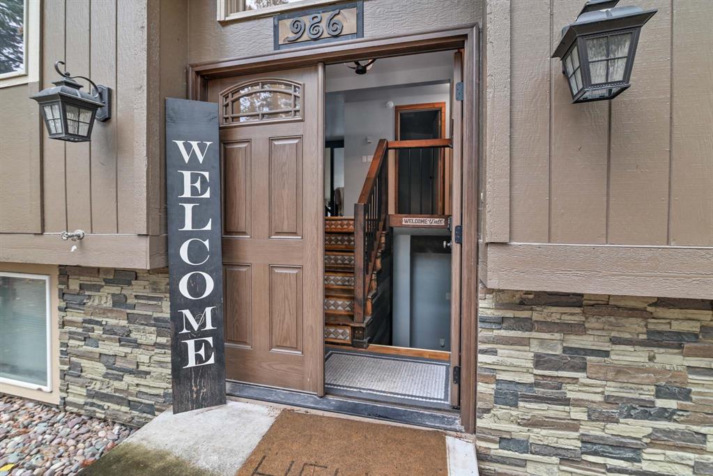 Columbia Falls, Montana, 59912, United States, 7 Bedrooms Bedrooms, ,2 BathroomsBathrooms,Residential,For Sale,1990809