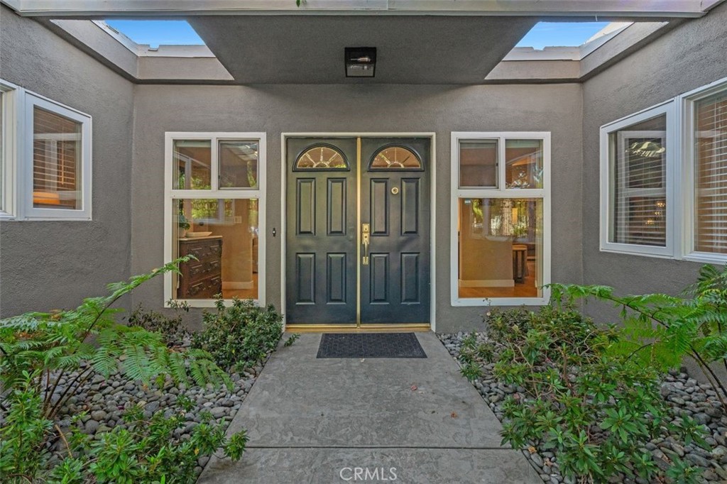 Woodland Hills, California, 91367, United States, 5 Bedrooms Bedrooms, ,3 BathroomsBathrooms,Residential,For Sale,1907450