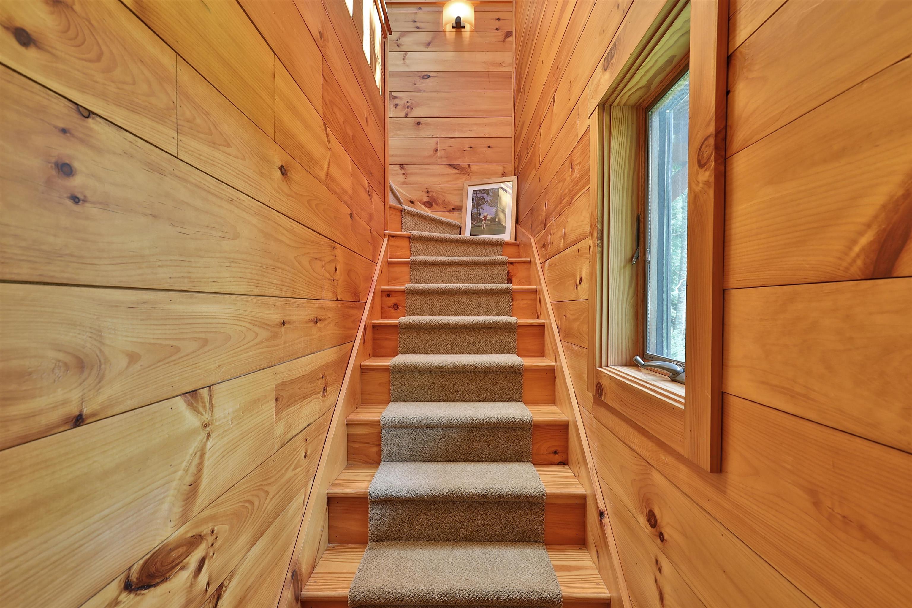  426 Roaring Brook Road - 物件實景