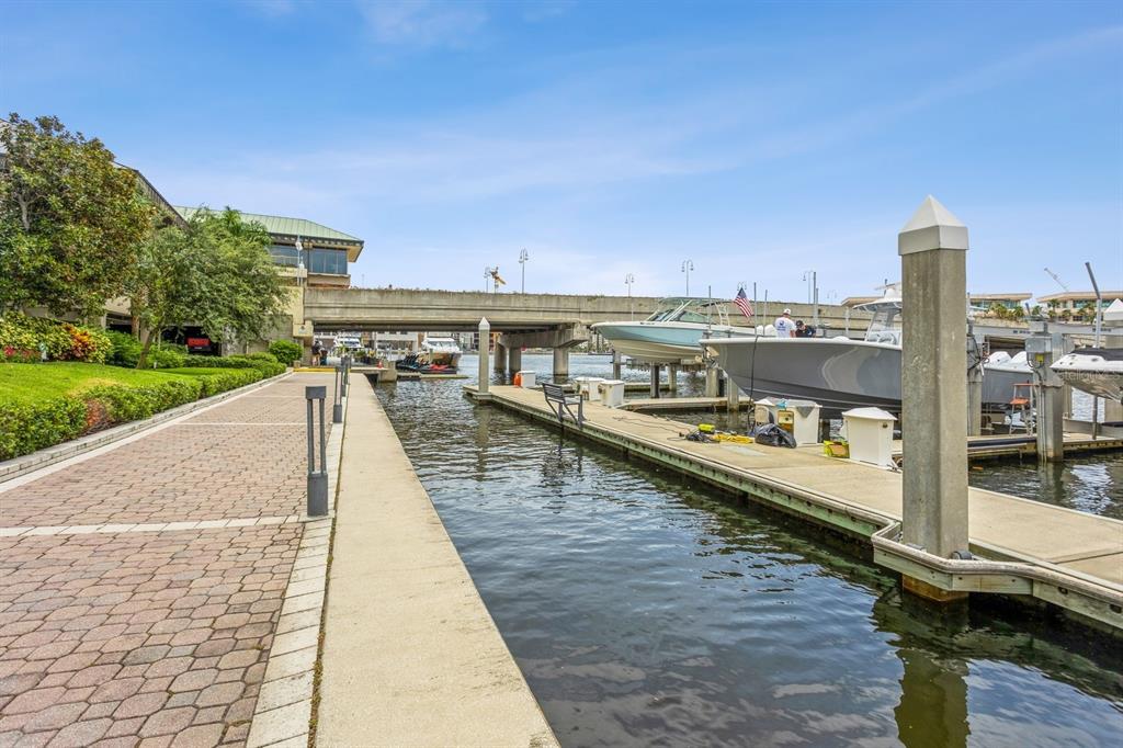 Tampa, Florida, 33602, United States, 2 Bedrooms Bedrooms, ,2 BathroomsBathrooms,Residential,For Sale,1901448