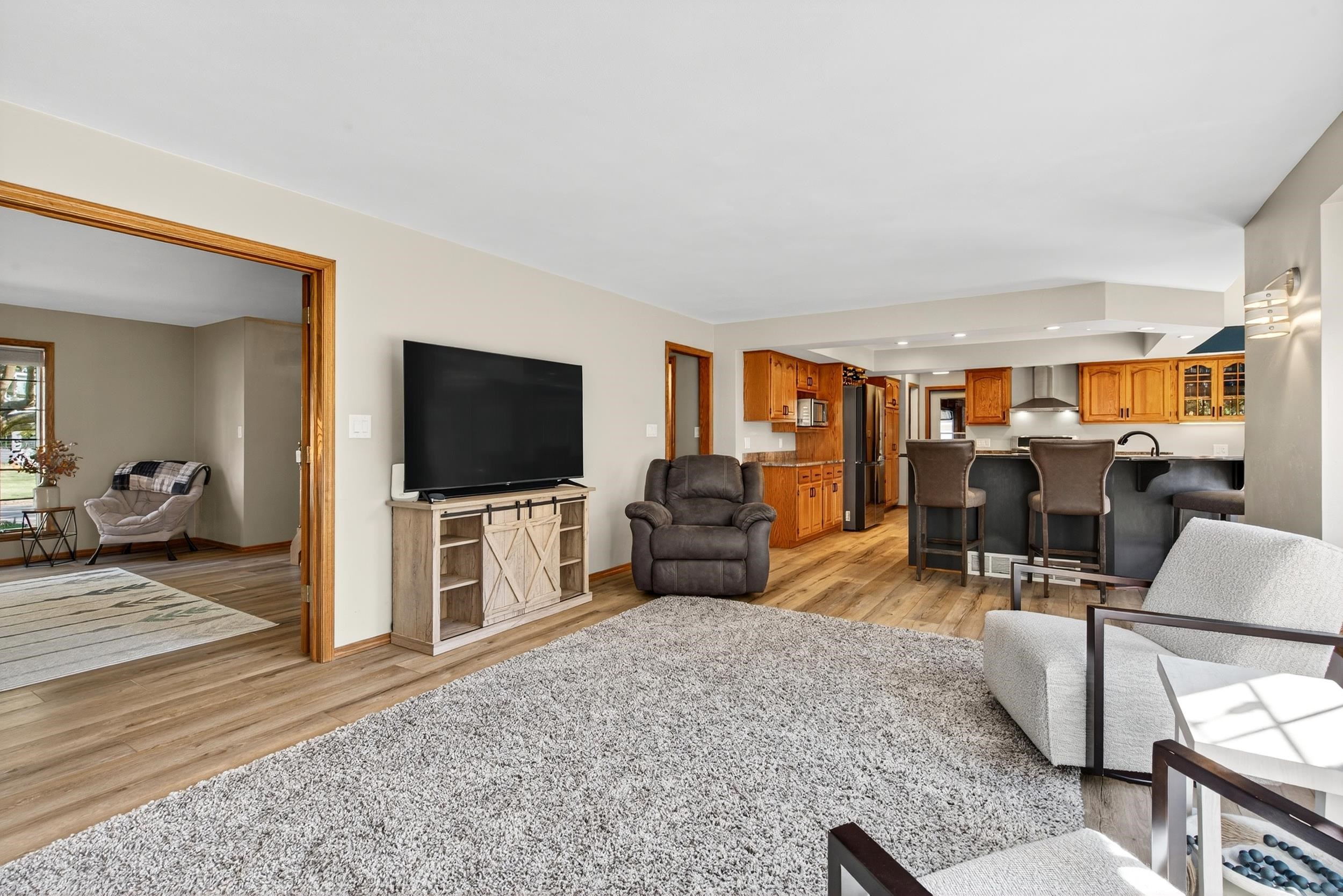 Appleton, Wisconsin, 54913, United States, 3 Bedrooms Bedrooms, ,3 BathroomsBathrooms,Residential,For Sale,1976936