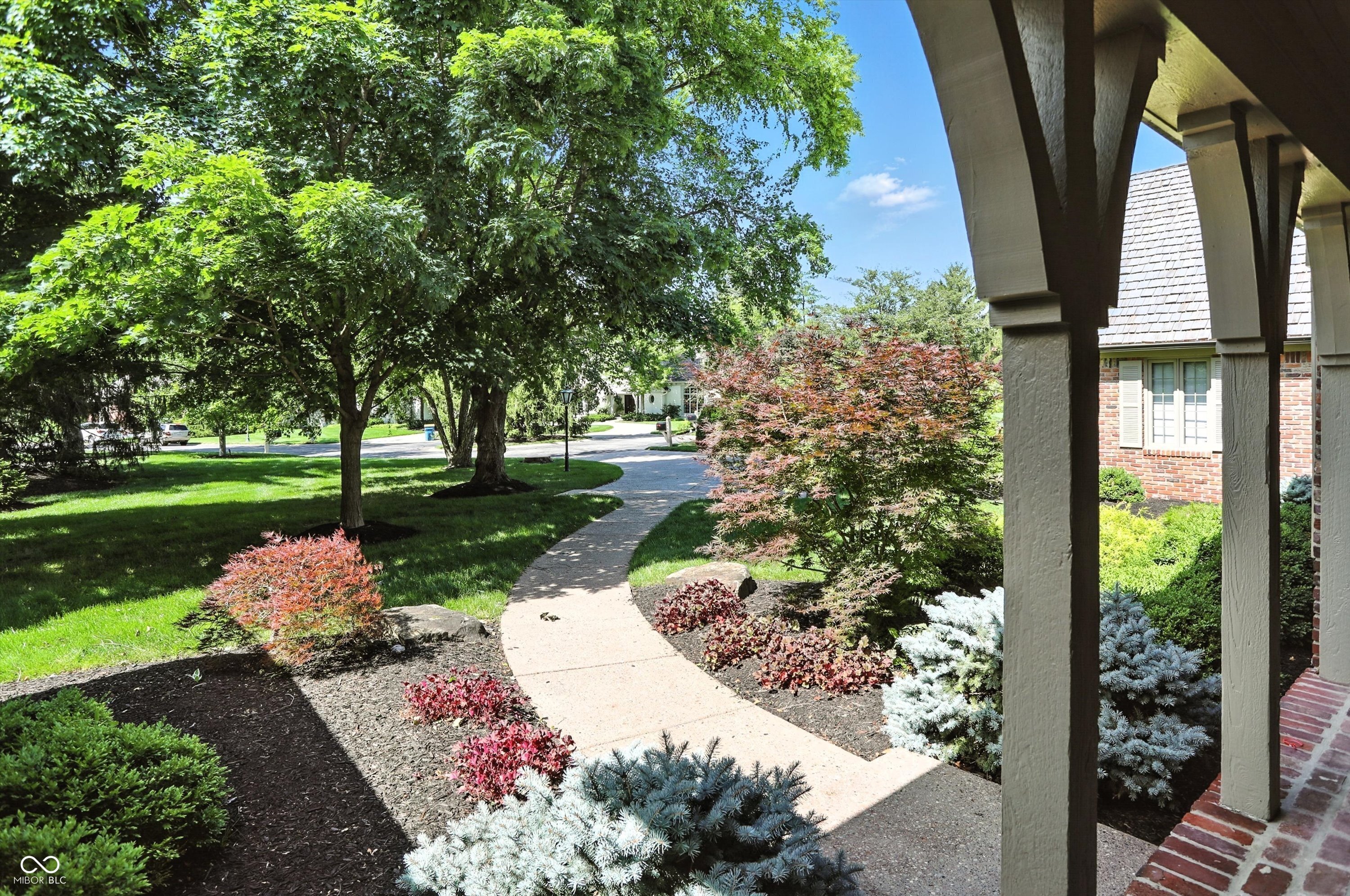 Indianapolis, Indiana, 46260, United States, 4 Bedrooms Bedrooms, ,6 BathroomsBathrooms,Residential,For Sale,1976230