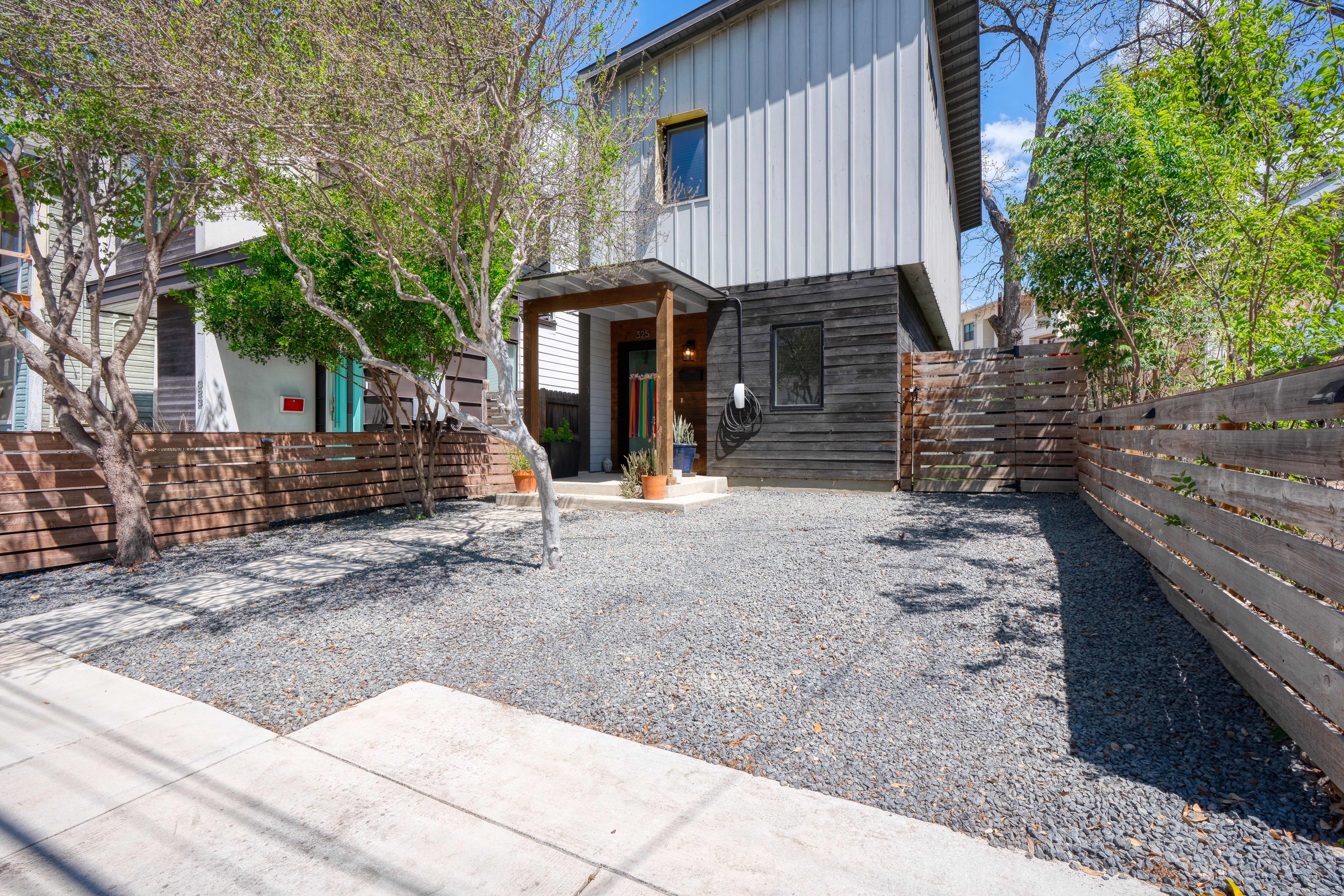  Modern 2-Story in Lavaca Historic District - 物件實景