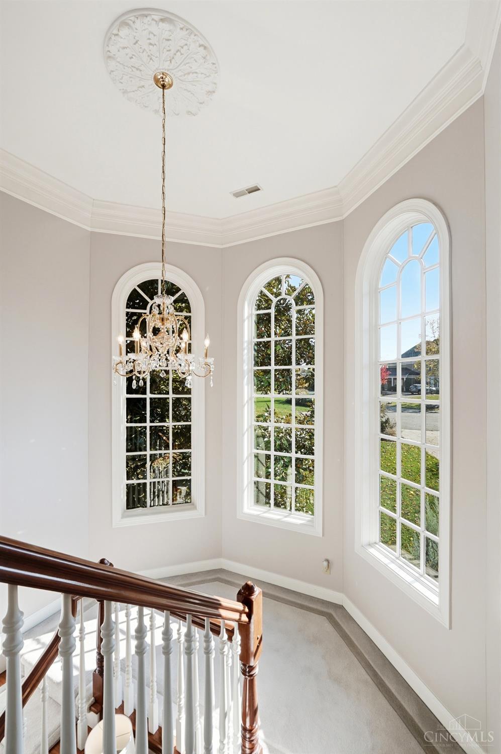 Anderson Twp, Ohio, 45230, United States, 5 Bedrooms Bedrooms, ,6 BathroomsBathrooms,Residential,For Sale,1988245