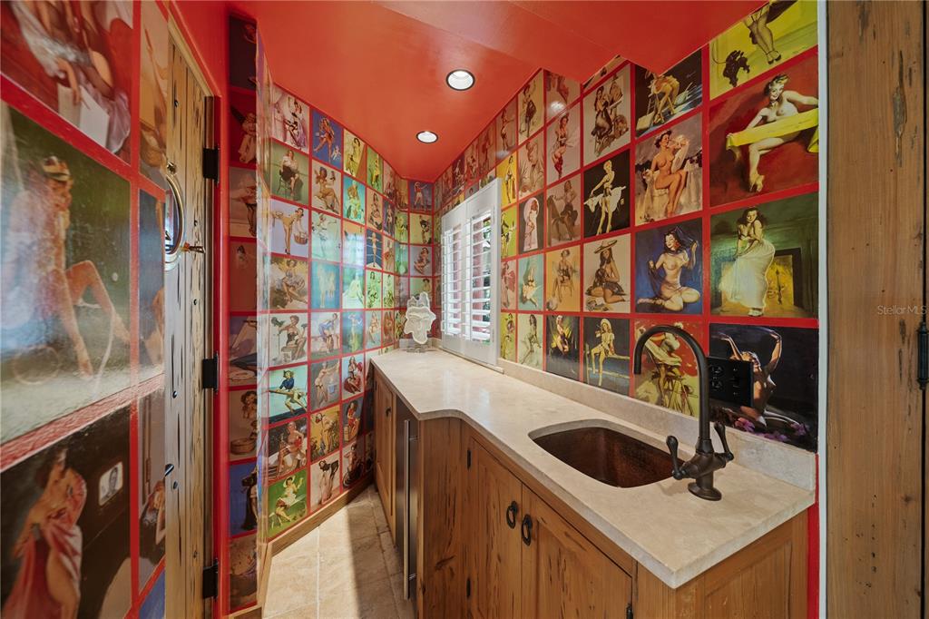 Sarasota, Florida, 34236, United States, 5 Bedrooms Bedrooms, ,7 BathroomsBathrooms,Residential,For Sale,1913430