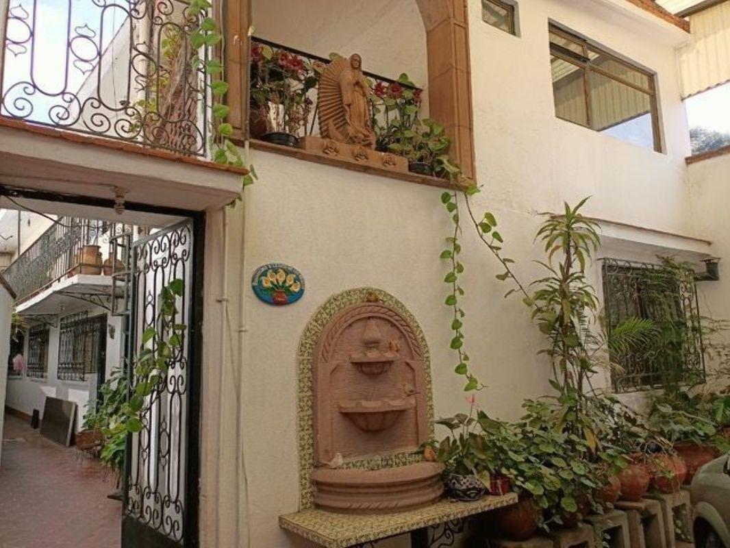 Av. Ju?rez, Atizapán de Zaragoza, Estado de México, 52900, Mexico, 8 Bedrooms Bedrooms, ,6 BathroomsBathrooms,Residential,For Sale,Av. Ju?rez,1624263