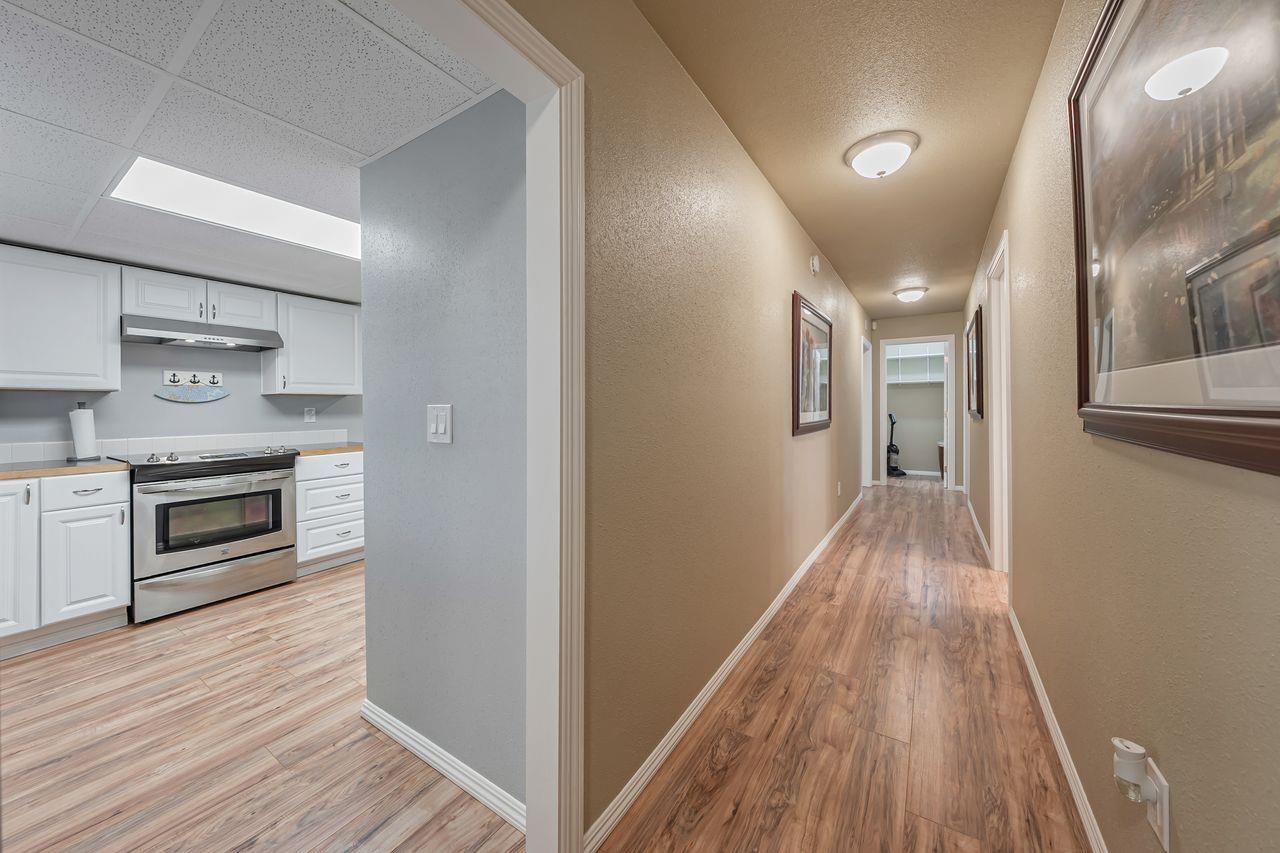 Clearlake Park, California, 95424, United States, 3 Bedrooms Bedrooms, ,2 BathroomsBathrooms,Residential,For Sale,1938587