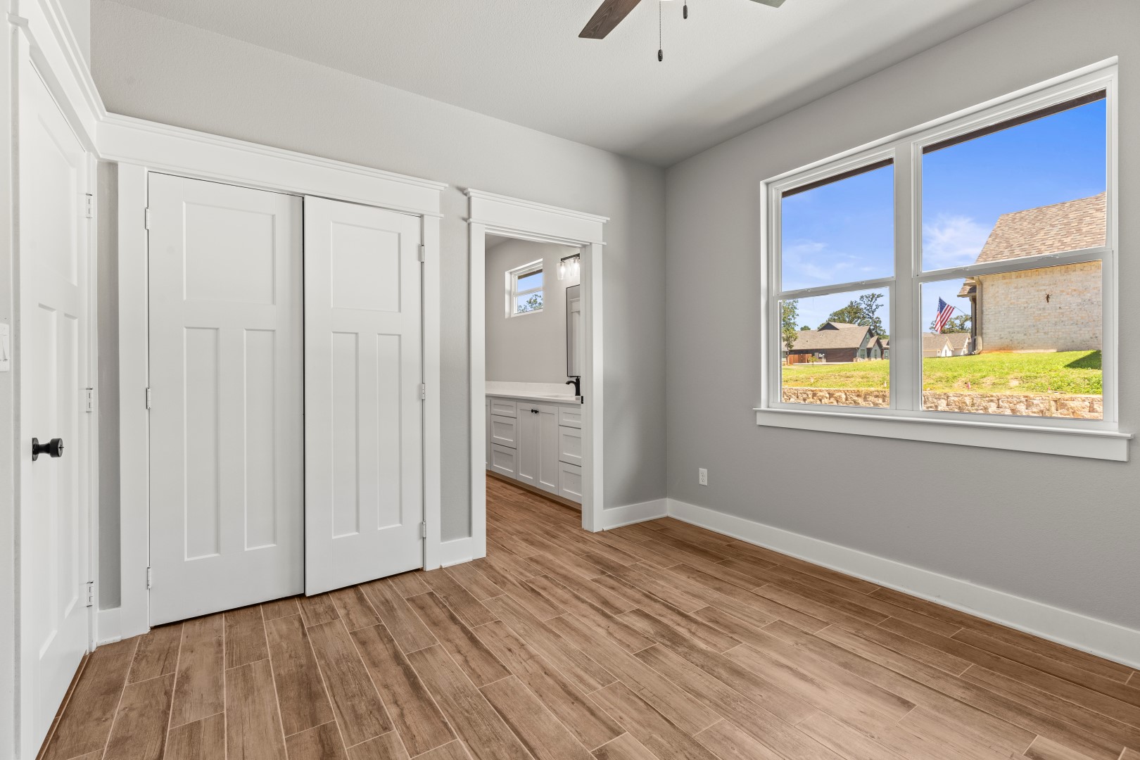 Tyler, Texas, 75706, United States, 4 Bedrooms Bedrooms, ,3 BathroomsBathrooms,Residential,For Sale,1983629