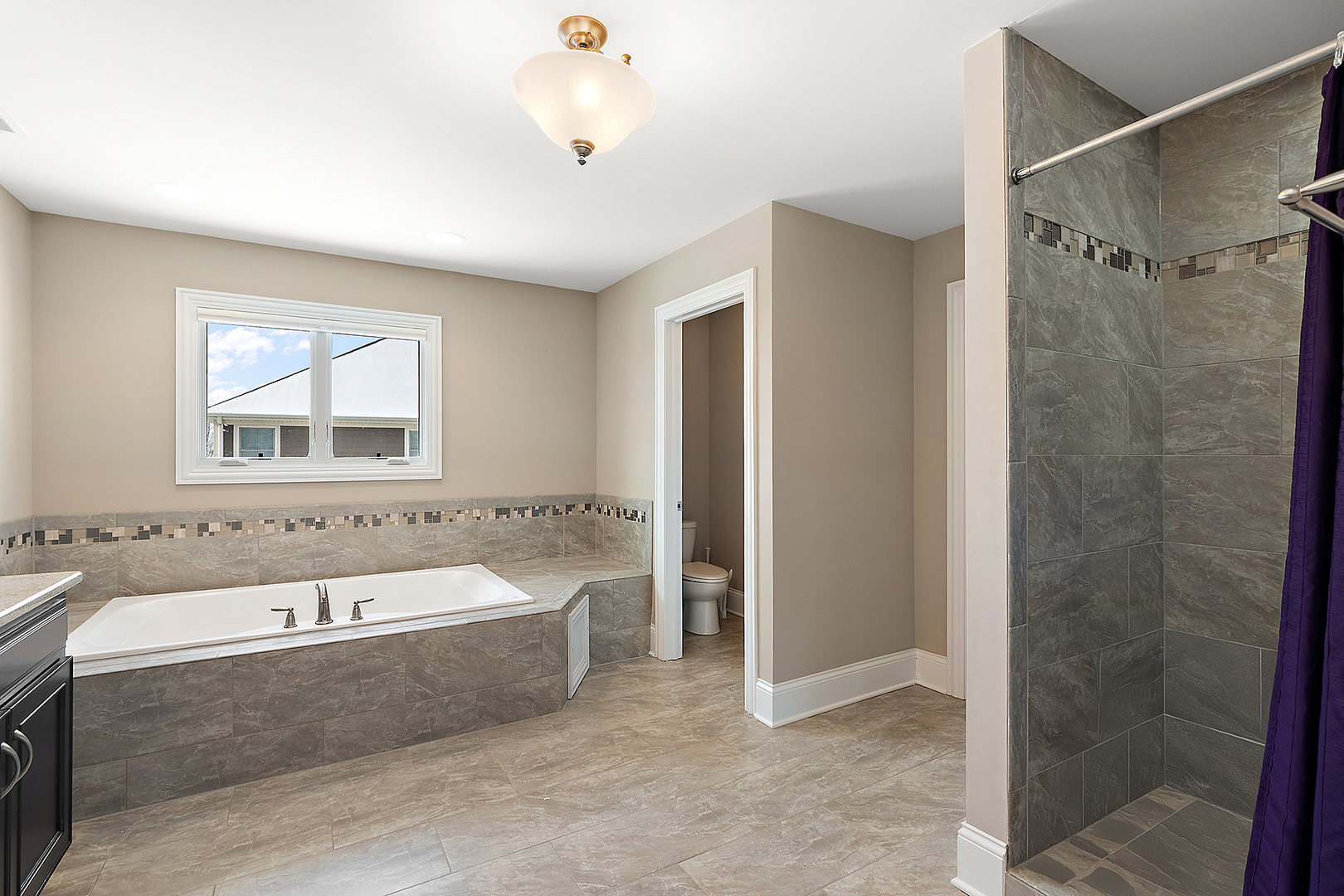 Mokena, Illinois, 60448, United States, 5 Bedrooms Bedrooms, ,4 BathroomsBathrooms,Residential,For Sale,2005248