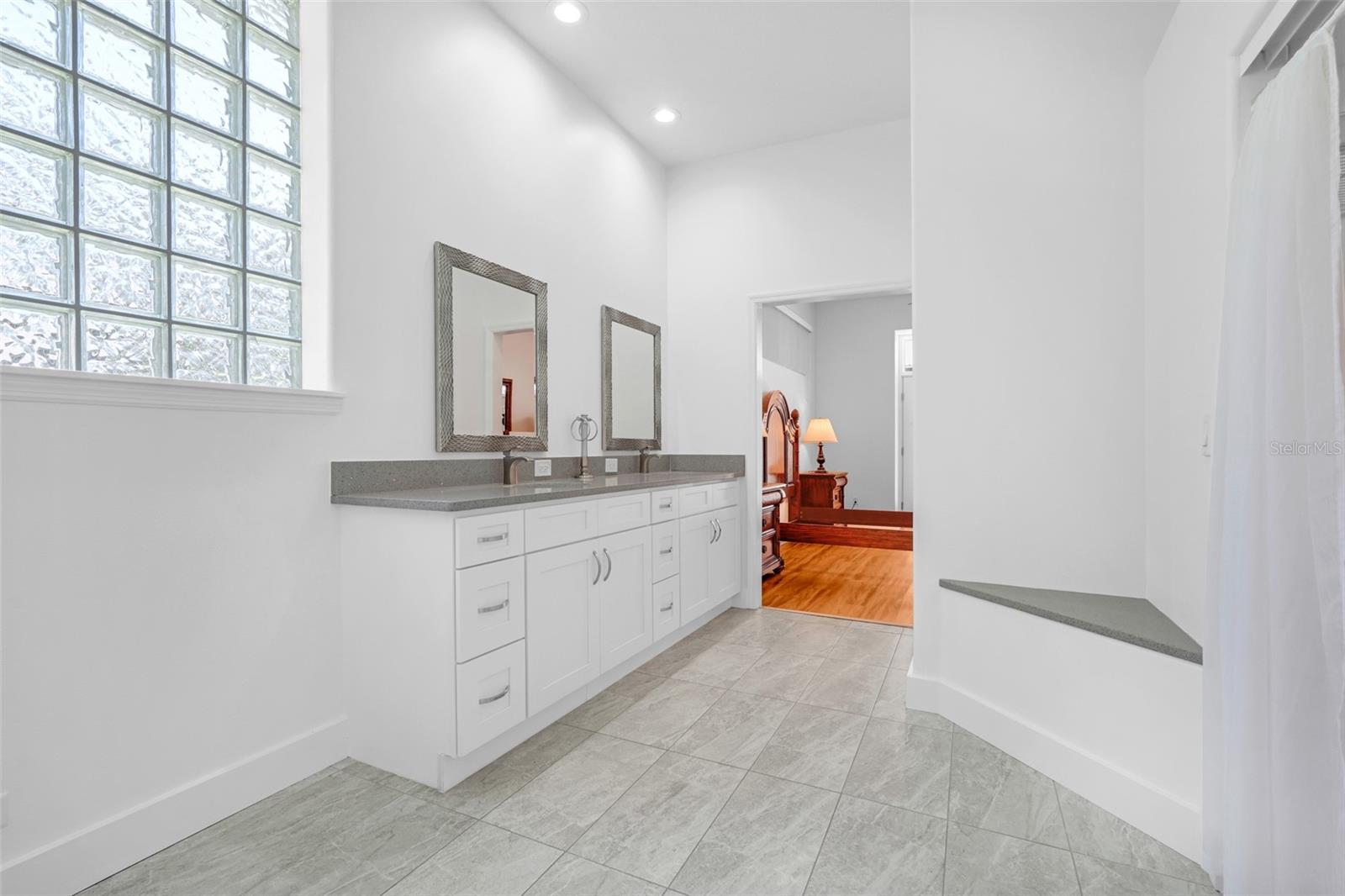CLERMONT, Florida, 34711, United States, 3 Bedrooms Bedrooms, ,2 BathroomsBathrooms,Residential,For Sale,1938857