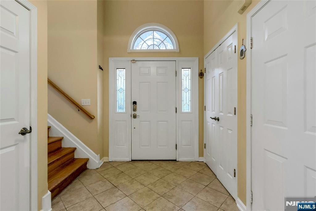 Emerson, New Jersey, 07630, United States, 4 Bedrooms Bedrooms, ,3 BathroomsBathrooms,Residential,For Sale,1991128