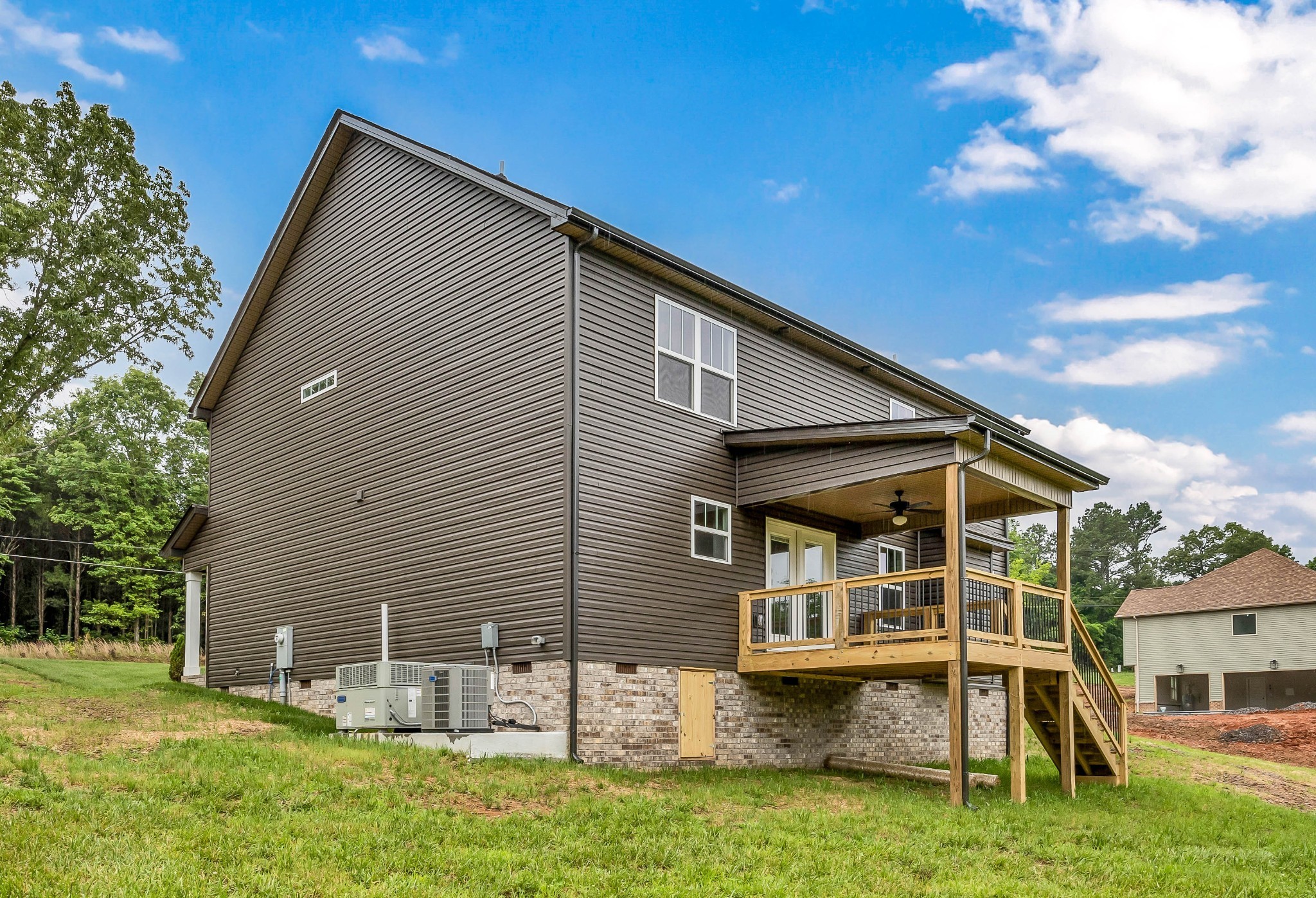 Clarksville, Tennessee, 37040, United States, 4 Bedrooms Bedrooms, ,3 BathroomsBathrooms,Residential,For Sale,2001195