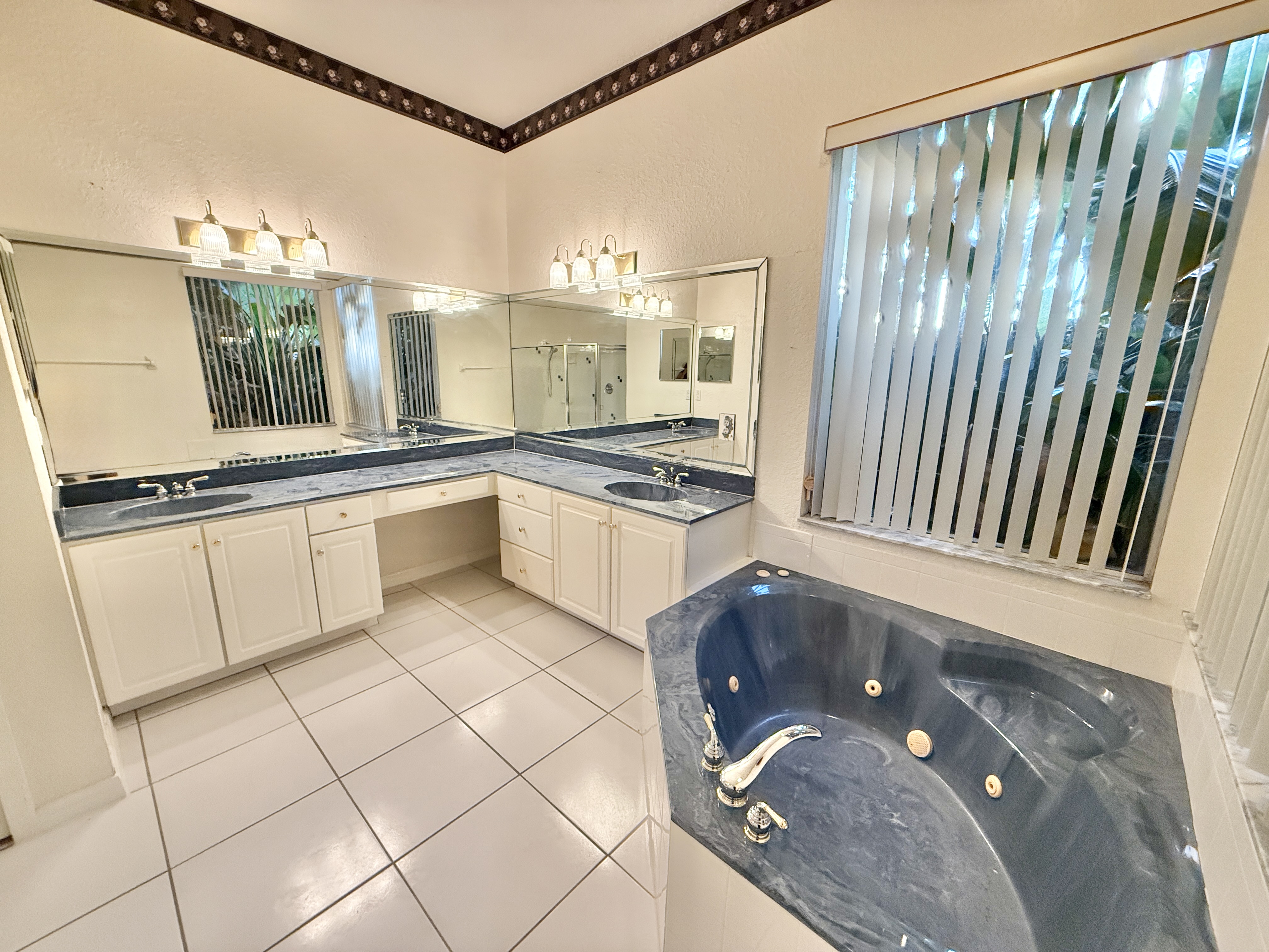 ST CLOUD, Florida, 34772, United States, 4 Bedrooms Bedrooms, ,3 BathroomsBathrooms,Residential,For Sale,1986054