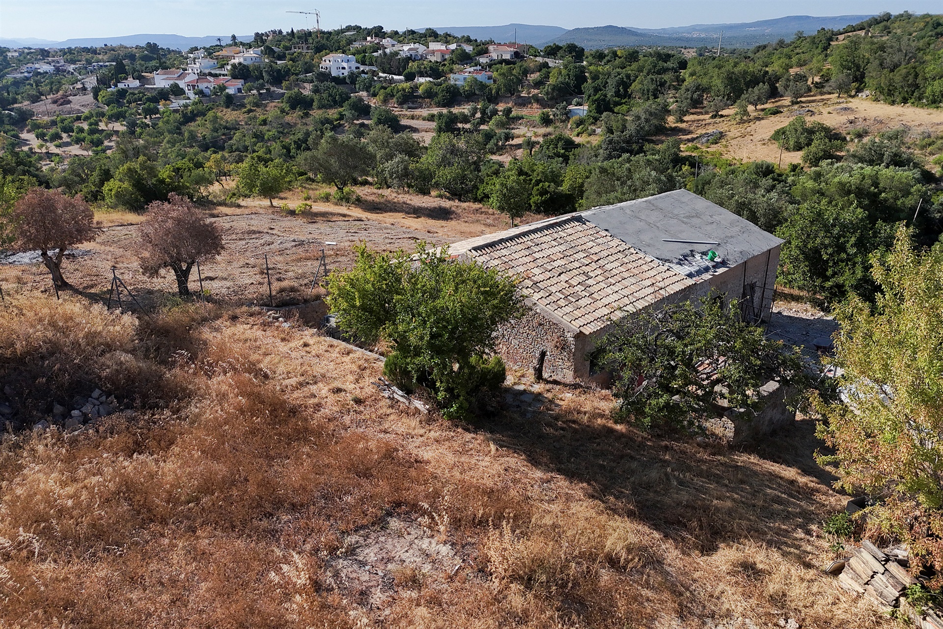  Terreno com ruina for Sale - 物件實景