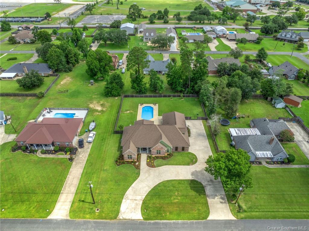 Lake Charles, Louisiana, 70611, United States, 4 Bedrooms Bedrooms, ,5 BathroomsBathrooms,Residential,For Sale,1891356