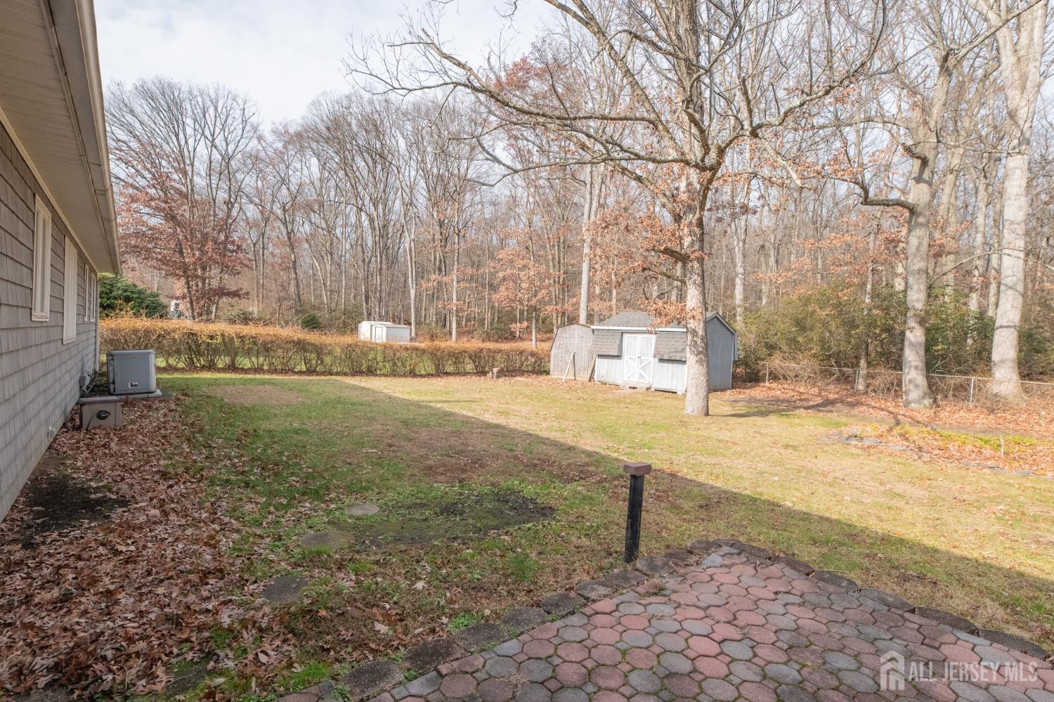 East Brunswick, New Jersey, 08816, United States, 3 Bedrooms Bedrooms, ,2 BathroomsBathrooms,Residential,For Sale,2002265