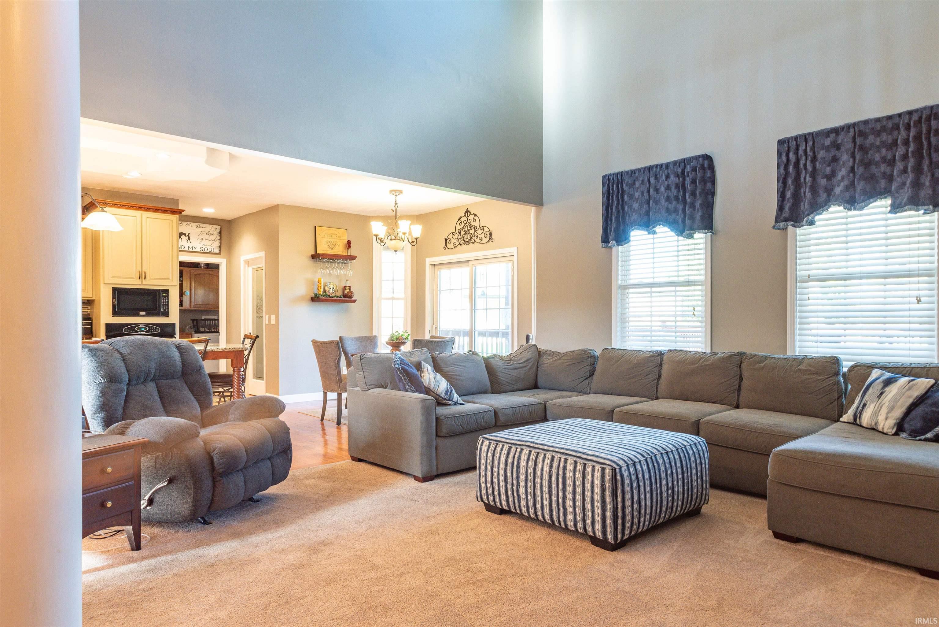 Bloomington, Indiana, 47403-4040, United States, 4 Bedrooms Bedrooms, ,4 BathroomsBathrooms,Residential,For Sale,1922881