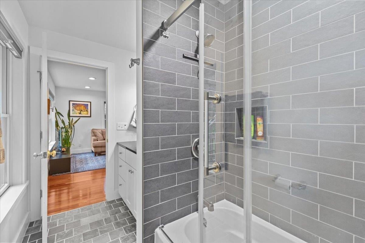 Stowe, Vermont, 05672, United States, 2 Bedrooms Bedrooms, ,1 BathroomBathrooms,Residential,For Sale,1908811