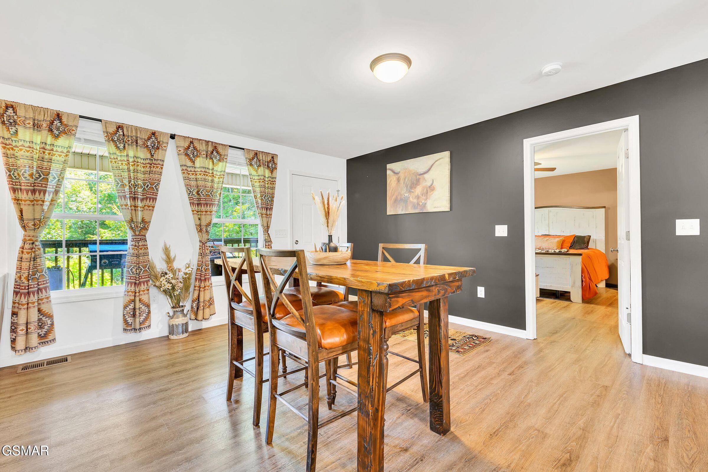 Bybee, Tennessee, 37713, United States, 4 Bedrooms Bedrooms, ,2 BathroomsBathrooms,Residential,For Sale,1980486