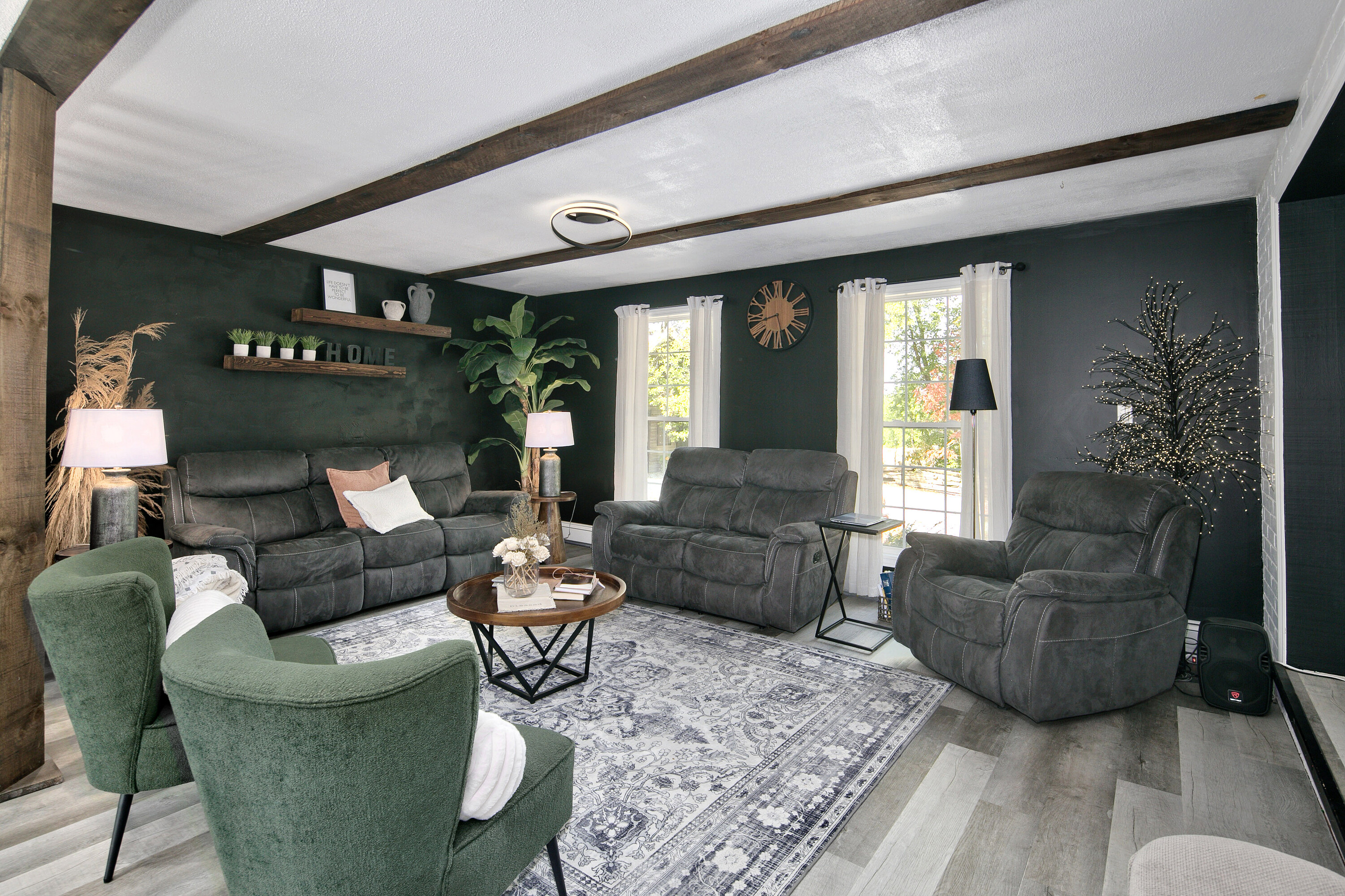  Charming Century Home - 物件實景