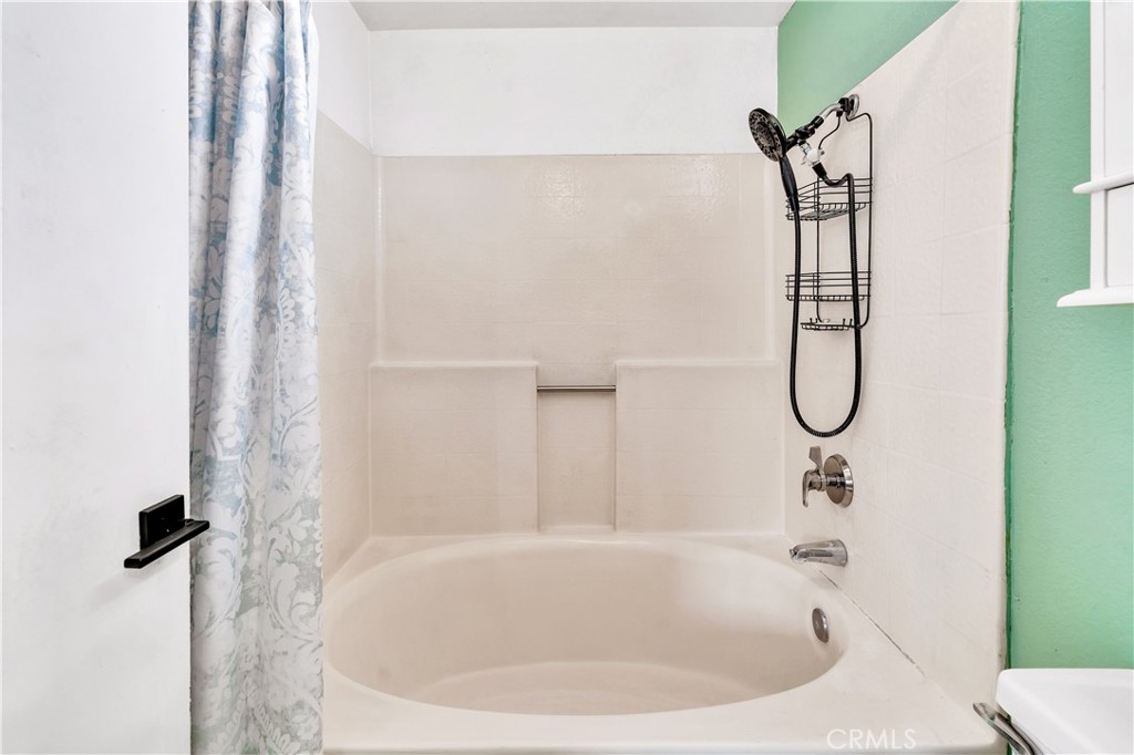 Rialto, California, 92376, United States, 3 Bedrooms Bedrooms, ,3 BathroomsBathrooms,Residential,For Sale,1909266
