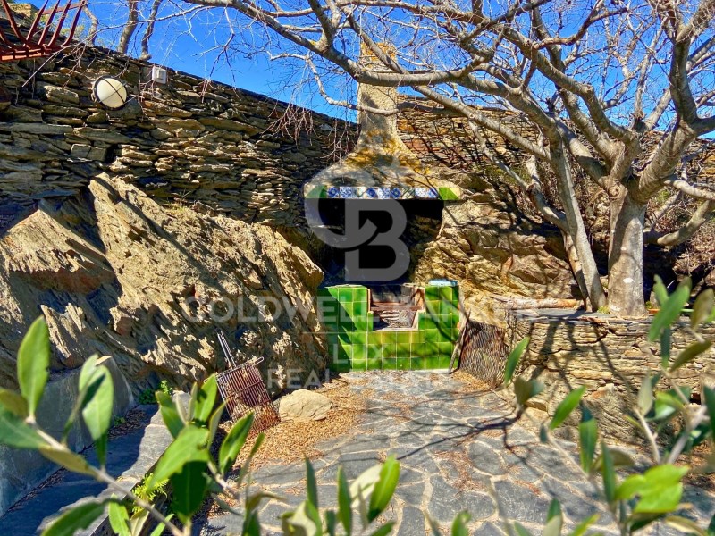 Cadaqués, Catalonia, ES, 12 Bedrooms Bedrooms, ,6 BathroomsBathrooms,Residential,For Sale,1751854