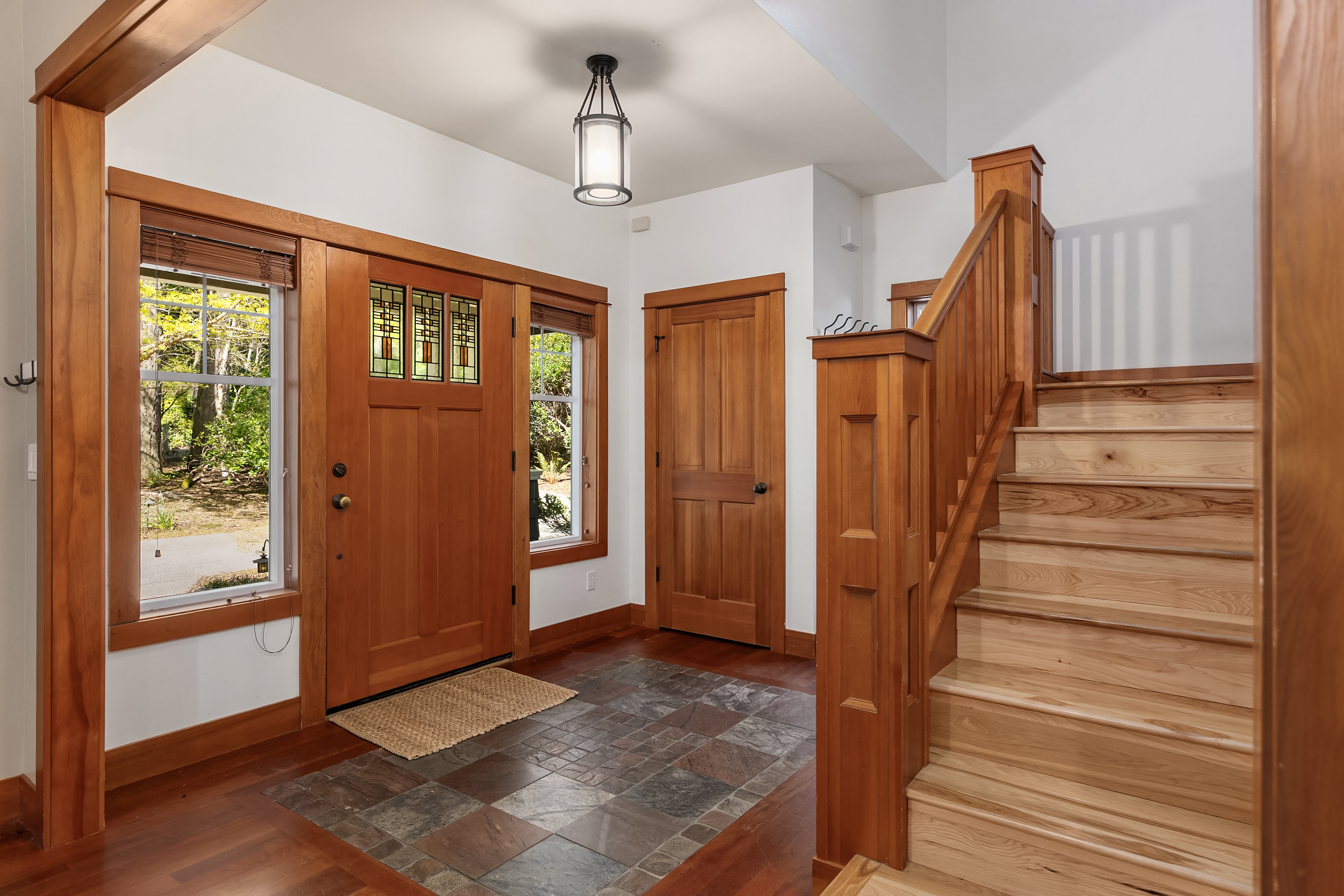  14340 Shasta Lane NE, Bainbridge Island, WA, 98110 - 物件實景